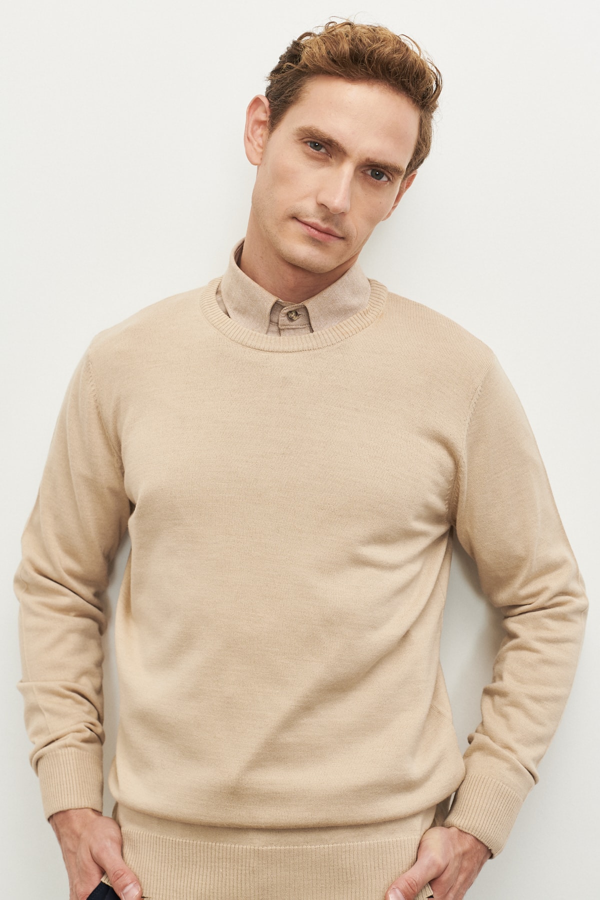 Erkek Bej Standart Fit Normal Kesim Bisiklet Yaka Yünlü Rahat Triko Kazak