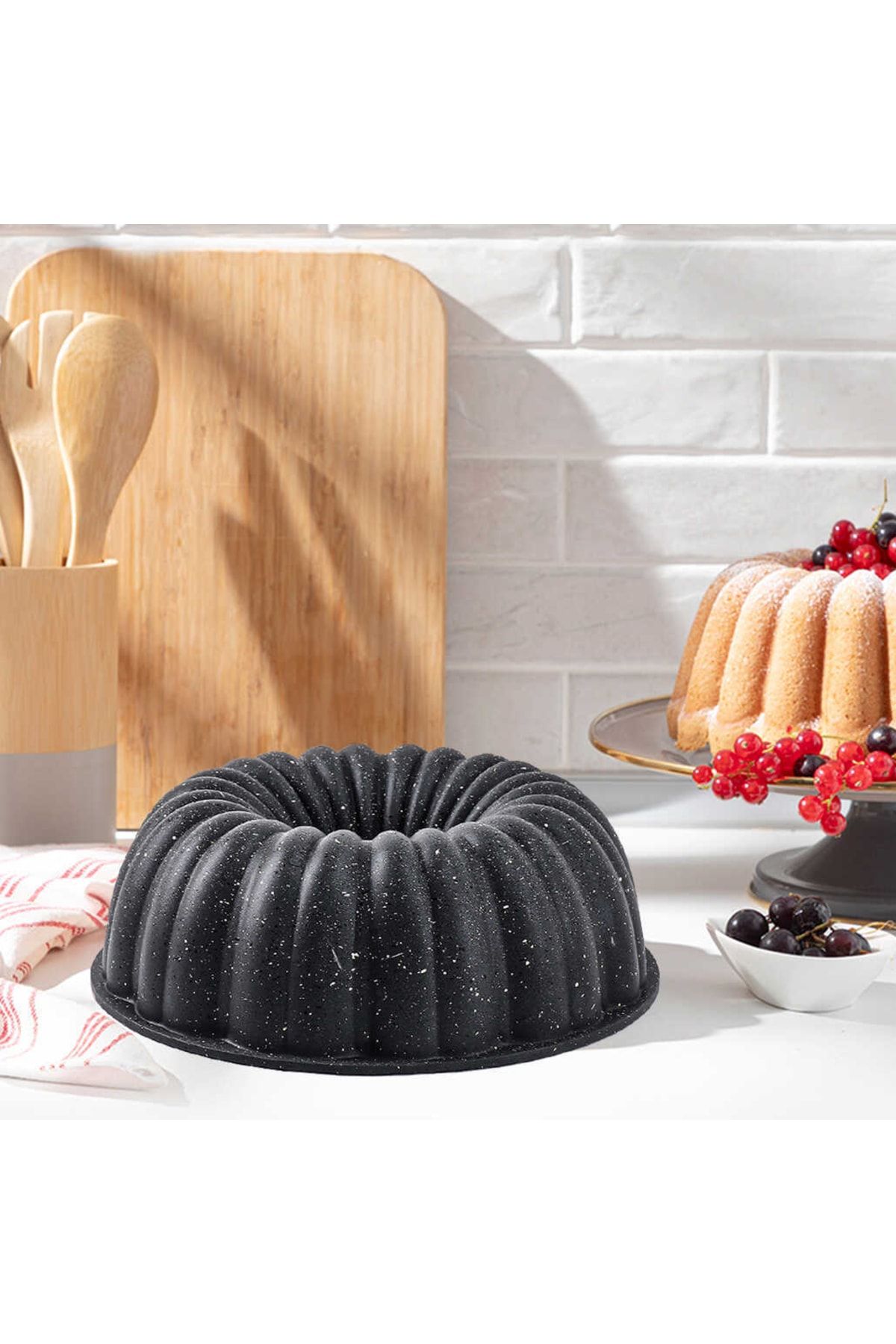 Cast iron deals cake mold
