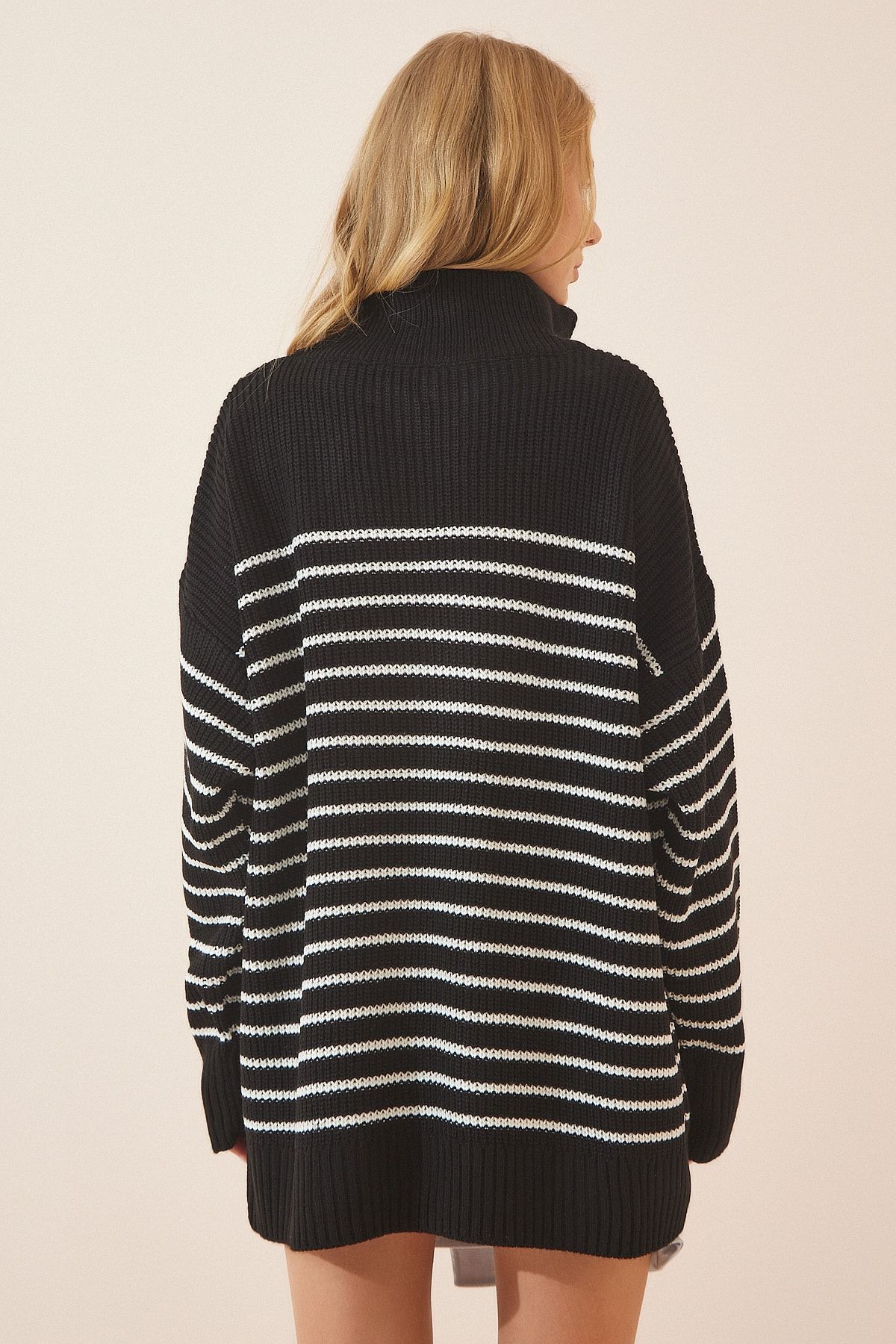 Happiness İstanbul-Schwarzer Oversize-Pullover mit Reißverschluss und Stehkragen für Damen, gestreift, YY00077 3
