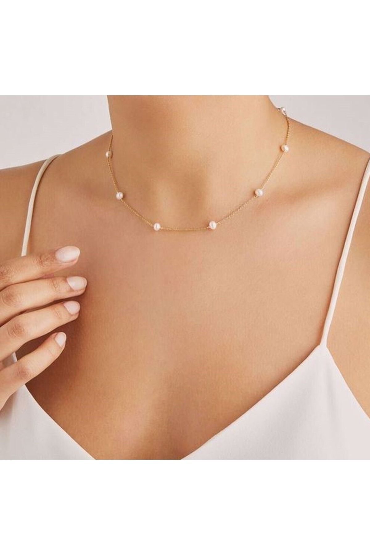 Pearl deals chain choker