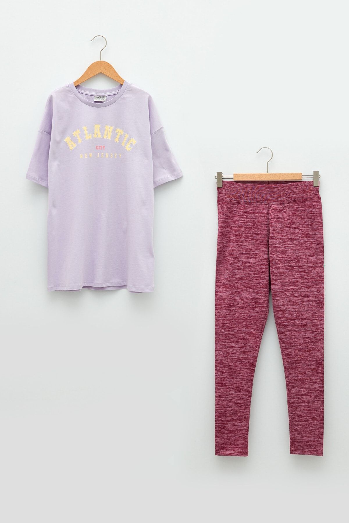 LC Waikiki Zweiteiler Lila Regular Fit Fast ausverkauft