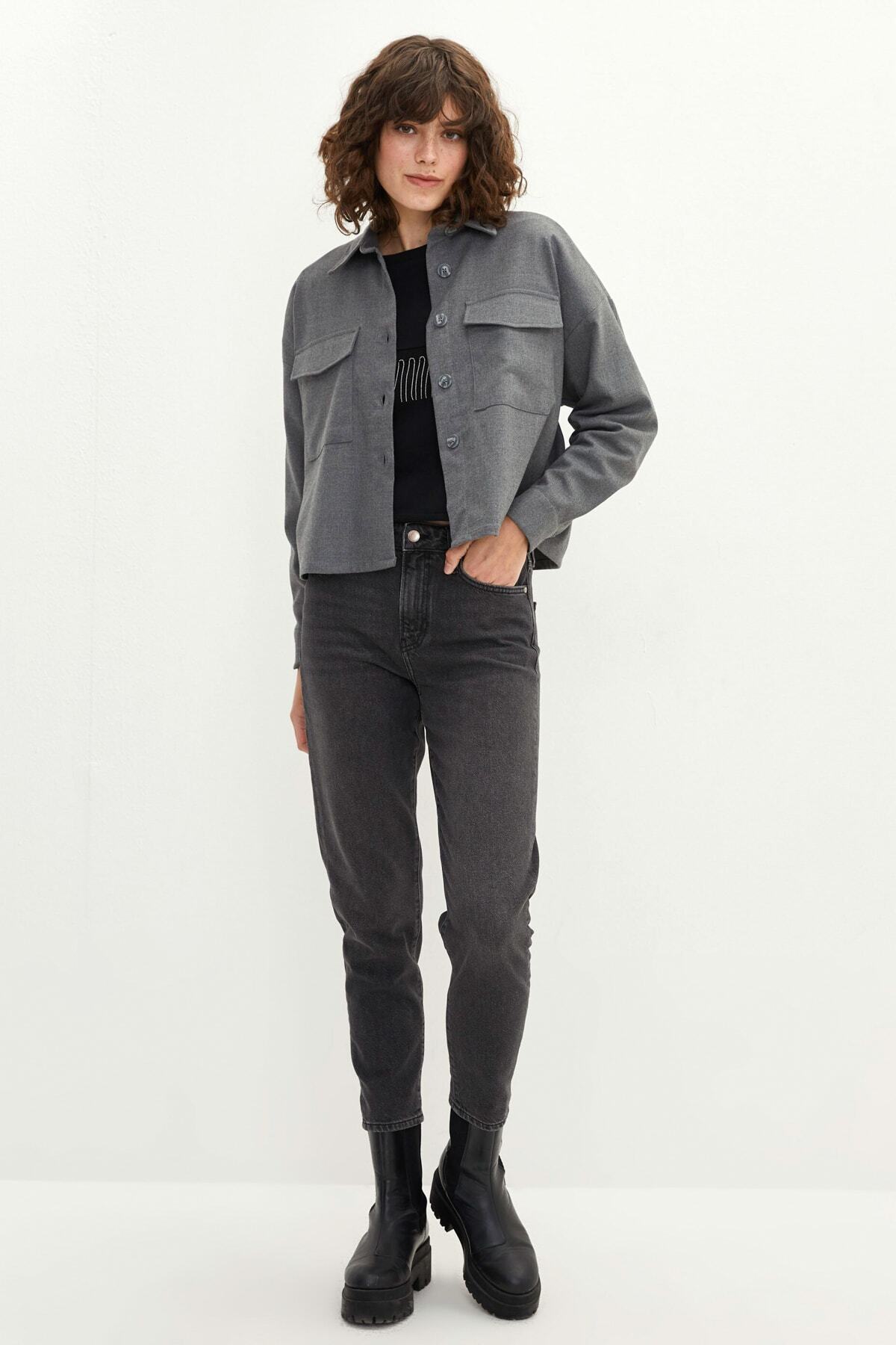 complete the look image