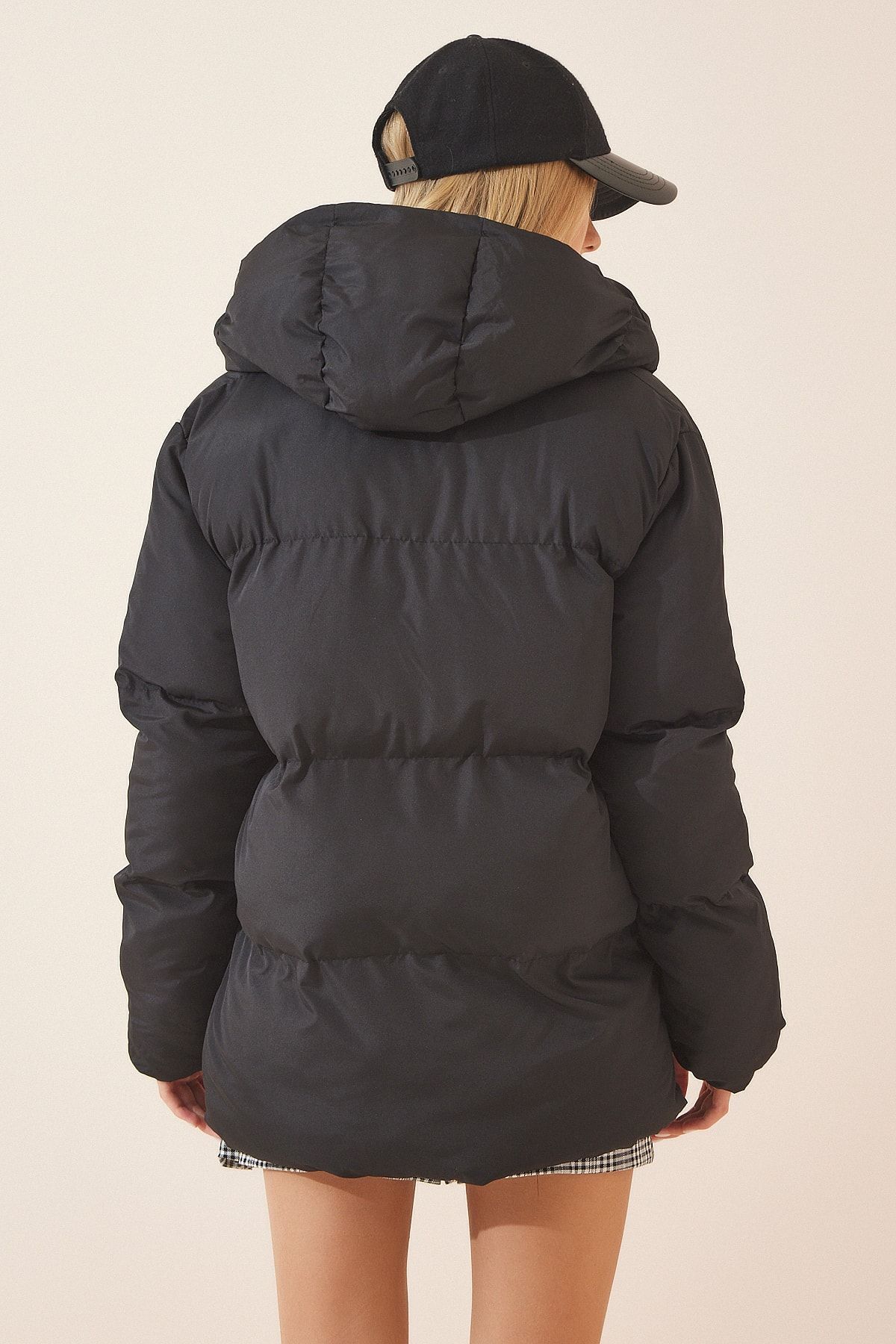 Happiness stanbul Coat Black Puffer Trendyol