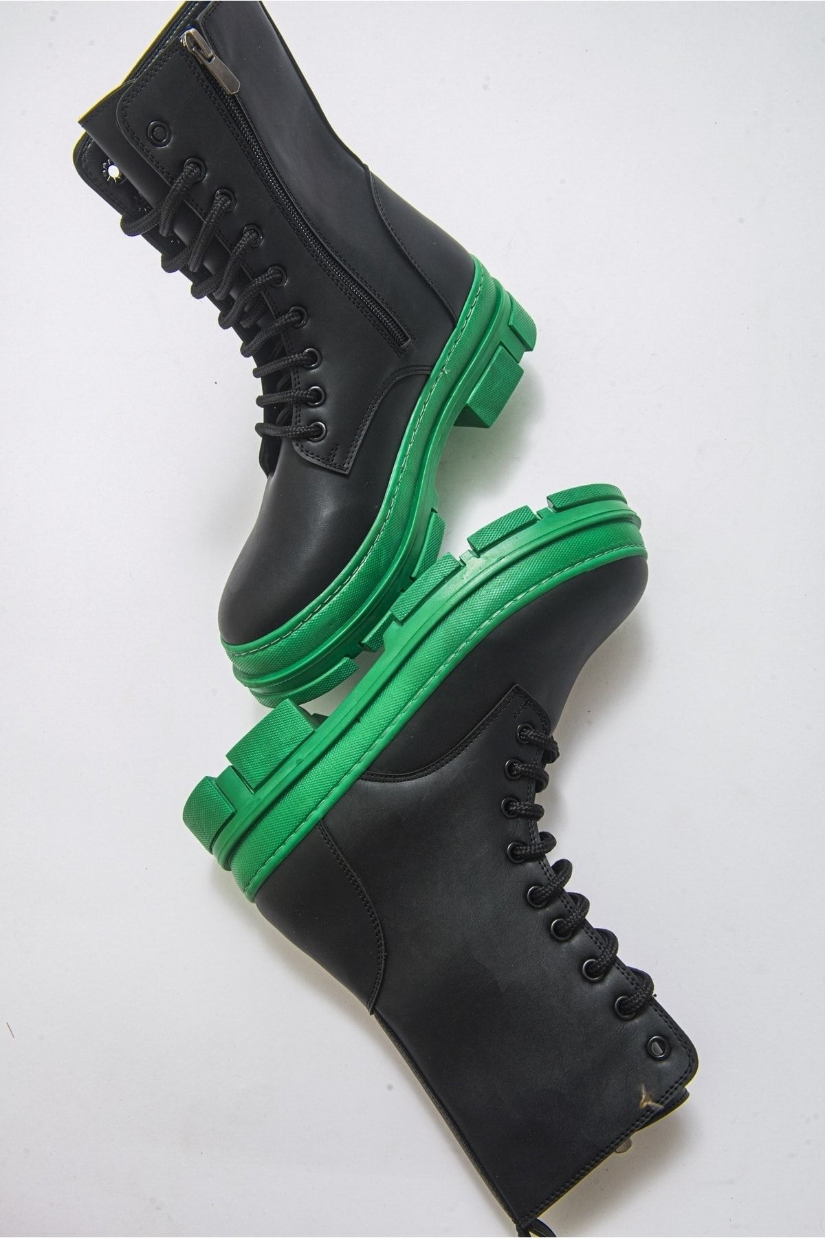 Dark green hot sale combat boots