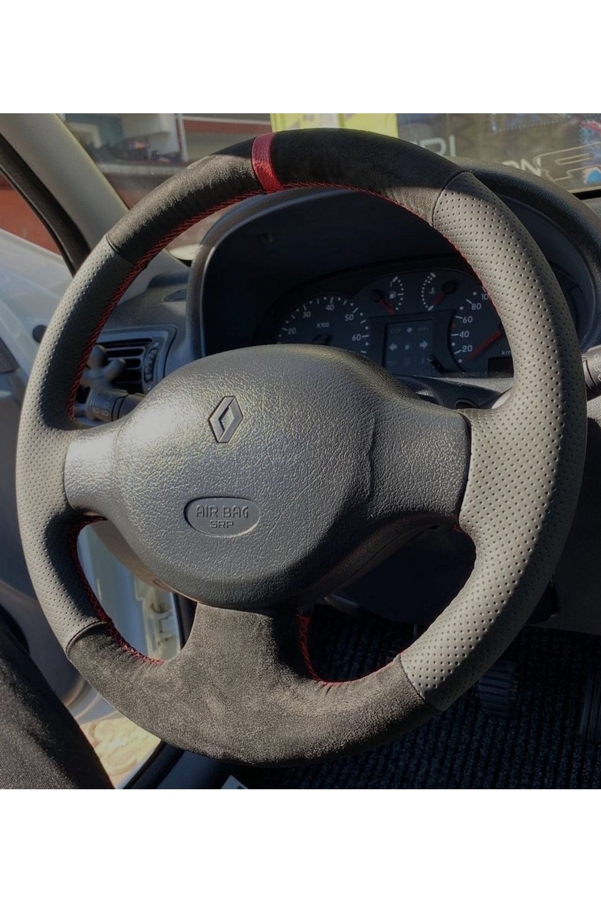 Clio steering top wheel cover