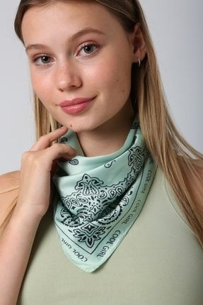 Kadın Şal Desen Baskılı Yeşil Fular - Bandana 50x50 Cm Flr28 FLR28