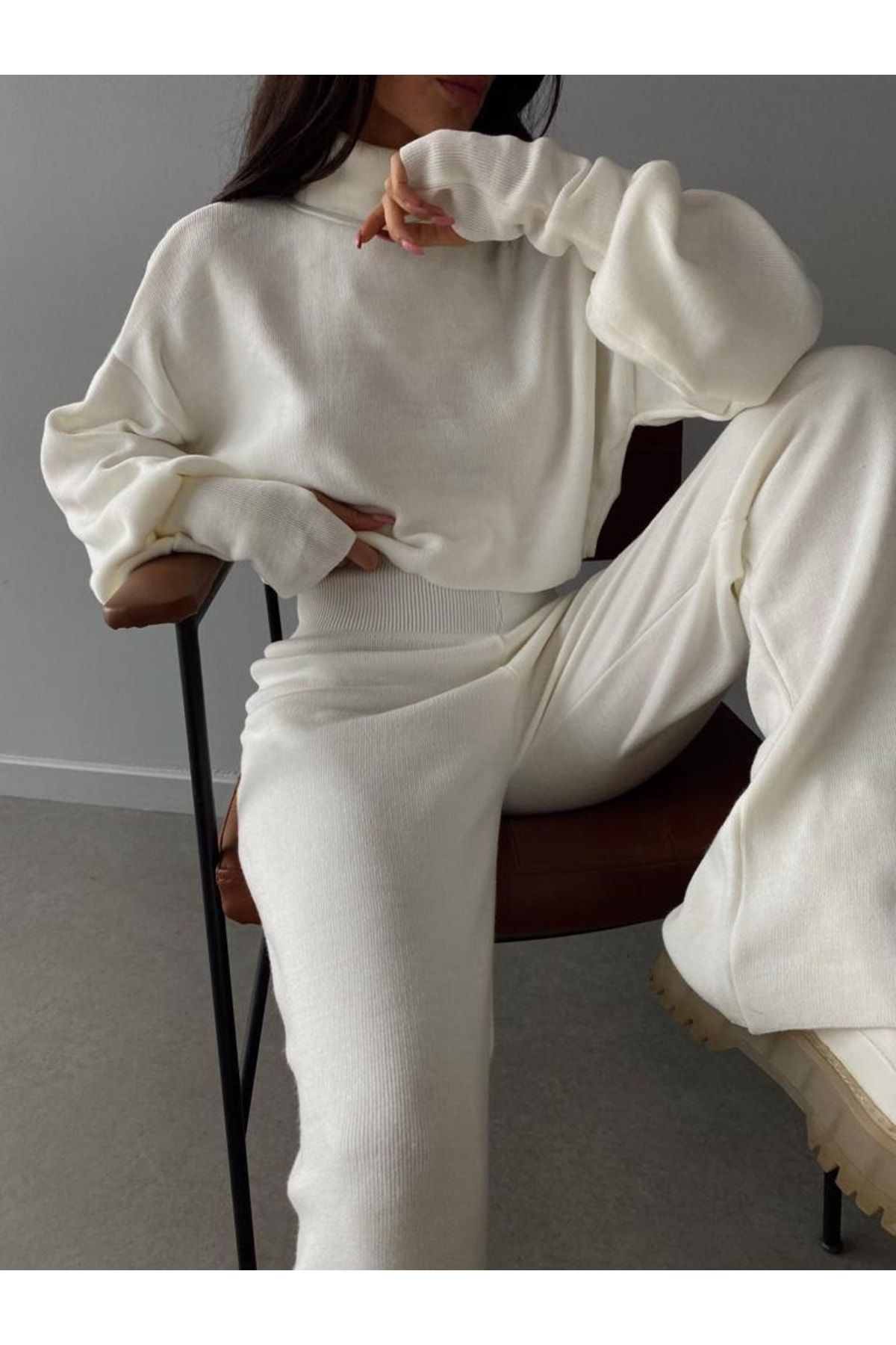 Mooi Butik-Rollkragenpullover mit Fingerverschluss, Strickanzug unten und oben 2