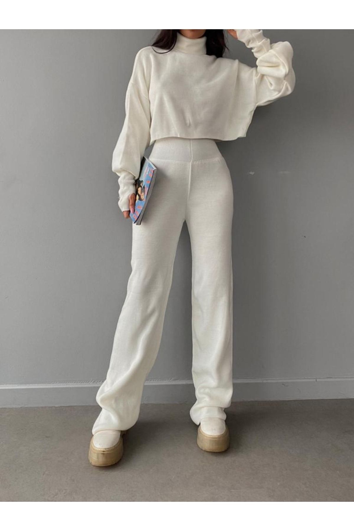 Mooi Butik-Rollkragenpullover mit Fingerverschluss, Strickanzug unten und oben 4