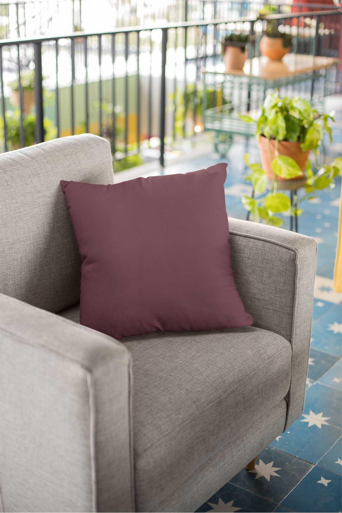 Plain red cushions hot sale