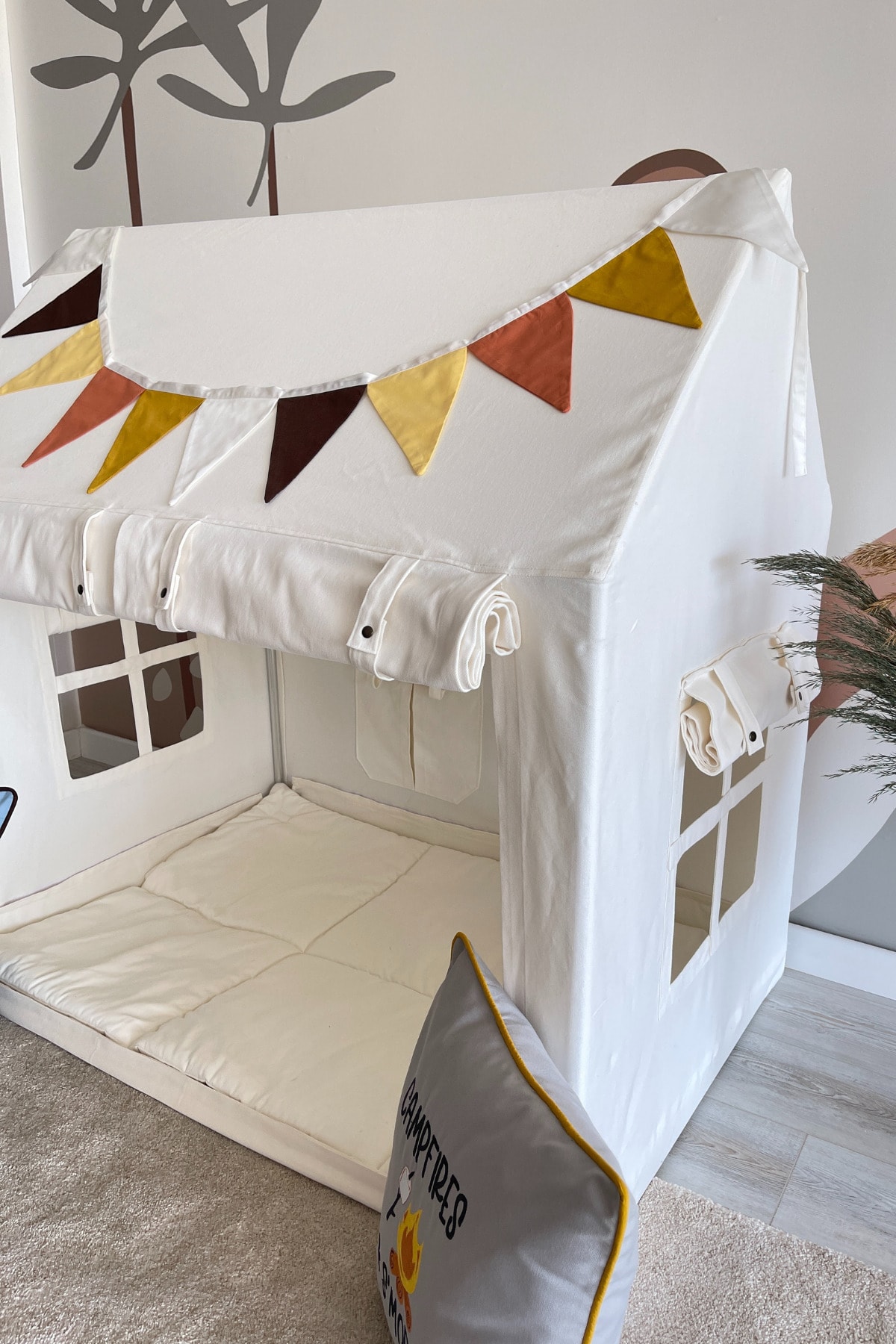 Miniden Çocuk Oyun Evi Krem Kamp Konsepti Oyun Çadırı Oyun Alanı Yastık Takımı fotoğrafı 2 (önizleme)