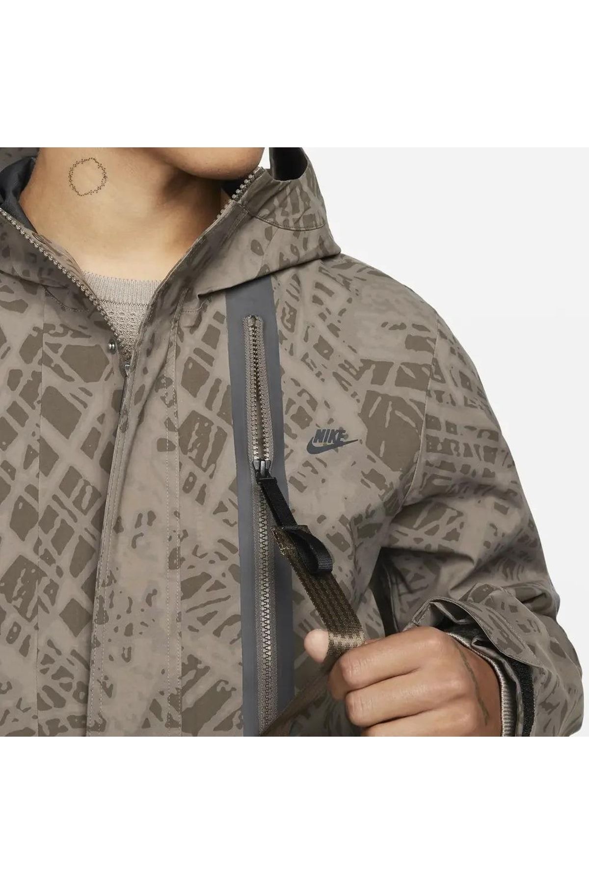 Nike sportswear camo shop jacket