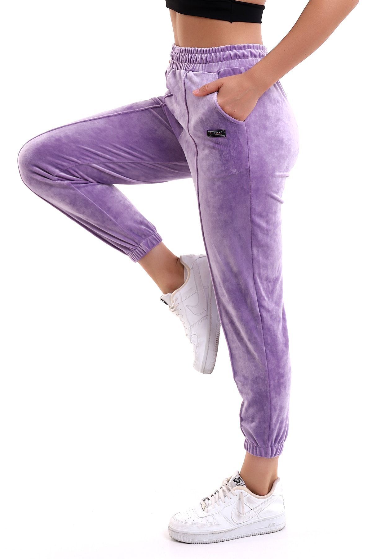 Nike heritage velvet 2025 joggers