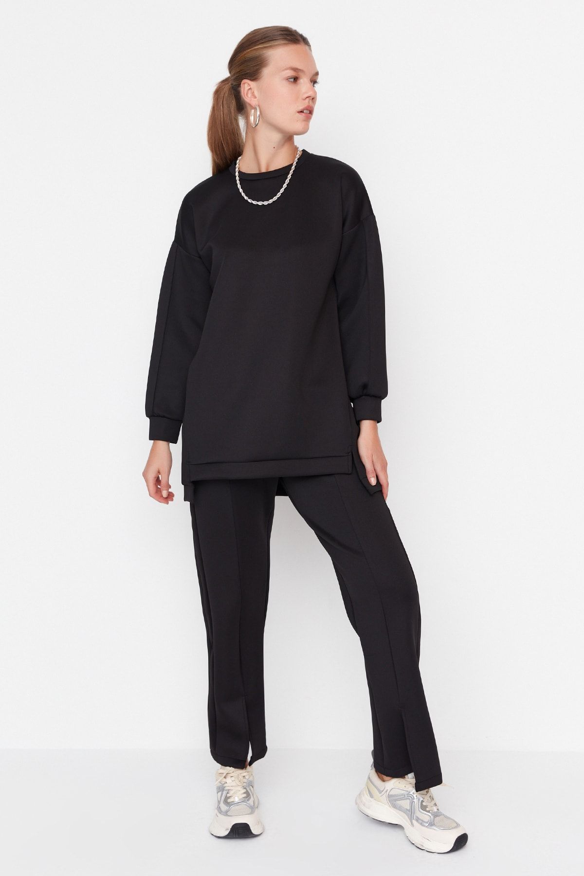 Trendyol Modest Čierna Scuba Quality Comfort Tunika-Nohavice Pletený spodný a vrchný oblek TCTAW23US00201