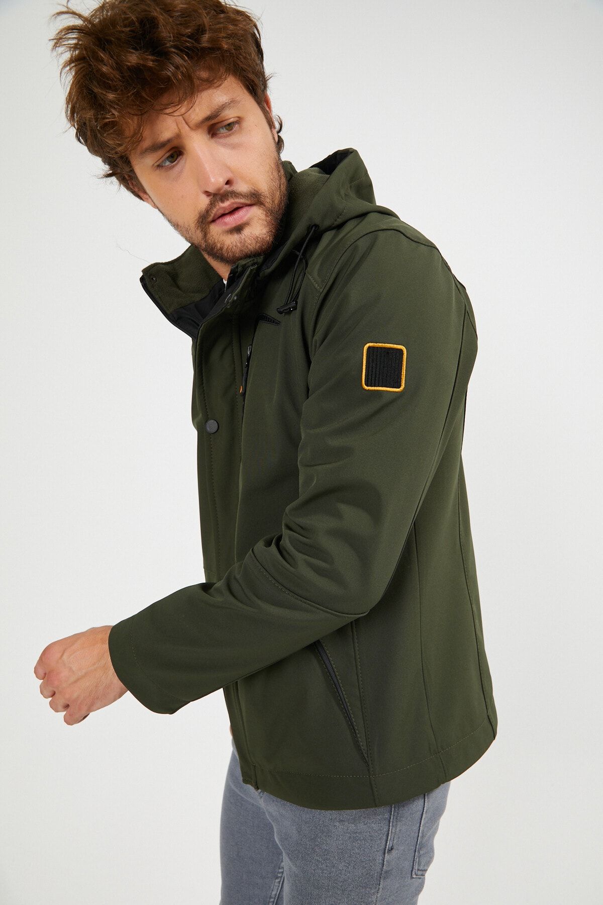 Gavazzi Erkek Haki Kapüşonlu Su Ve Rüzgar Geçirmez Cep Detaylı Içi Kürklü Softshell Mont IB12412