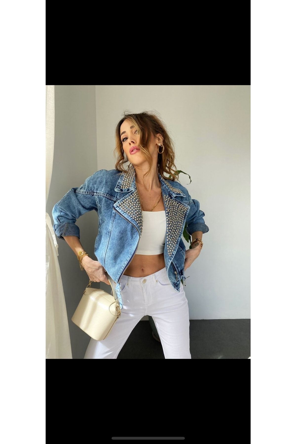 Denim jacket 2025 white sleeves