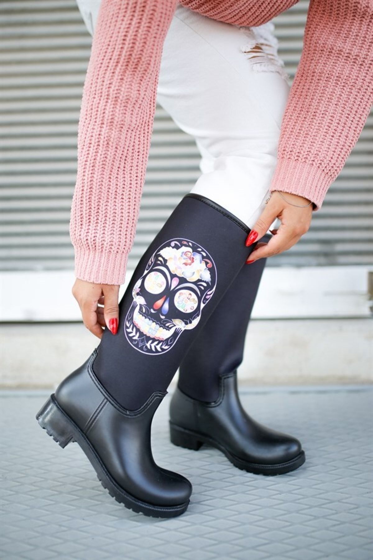 Skull rain sale boots women's