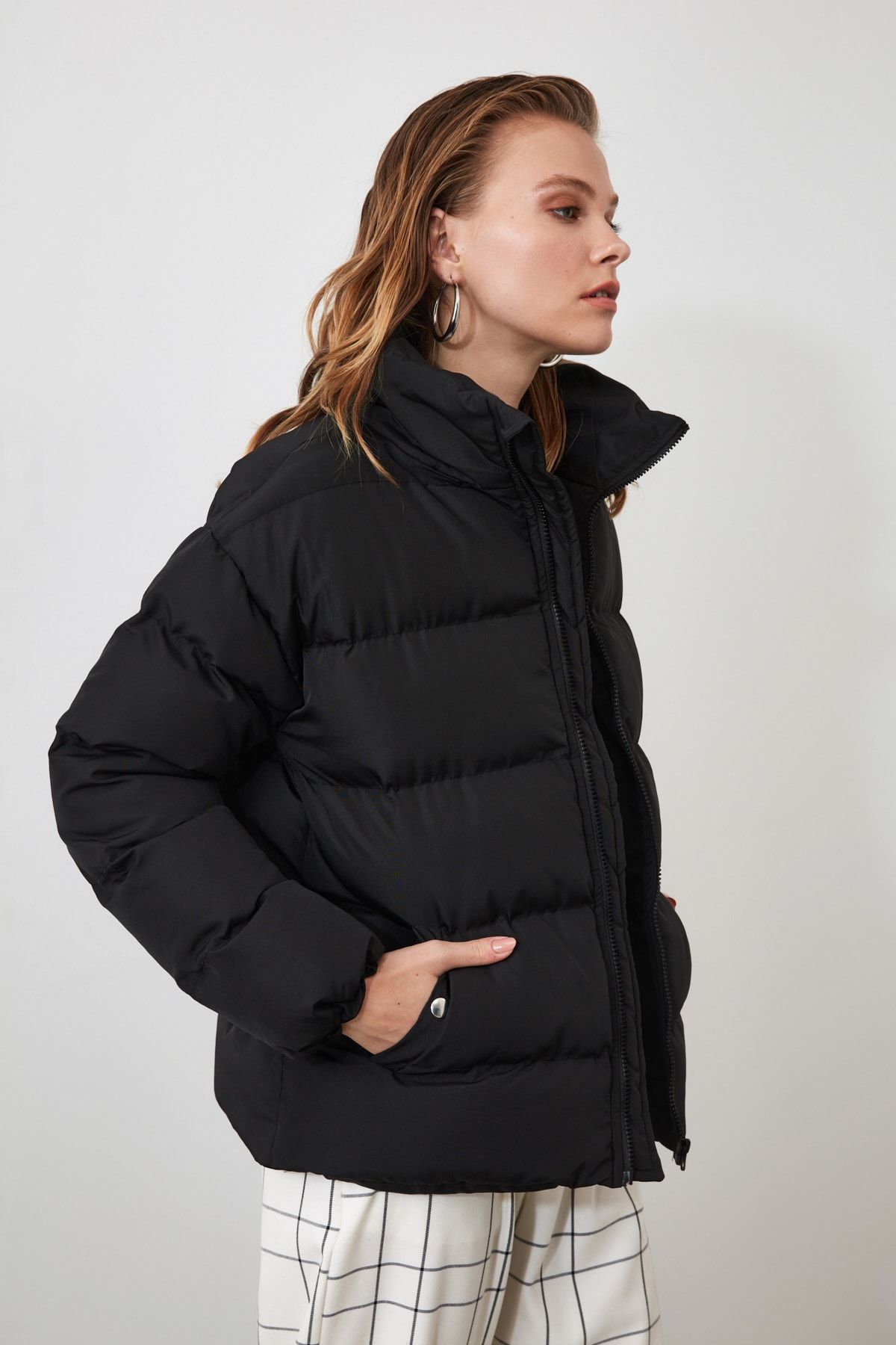 Trendyol Collection Winterjacke Schwarz Puffer