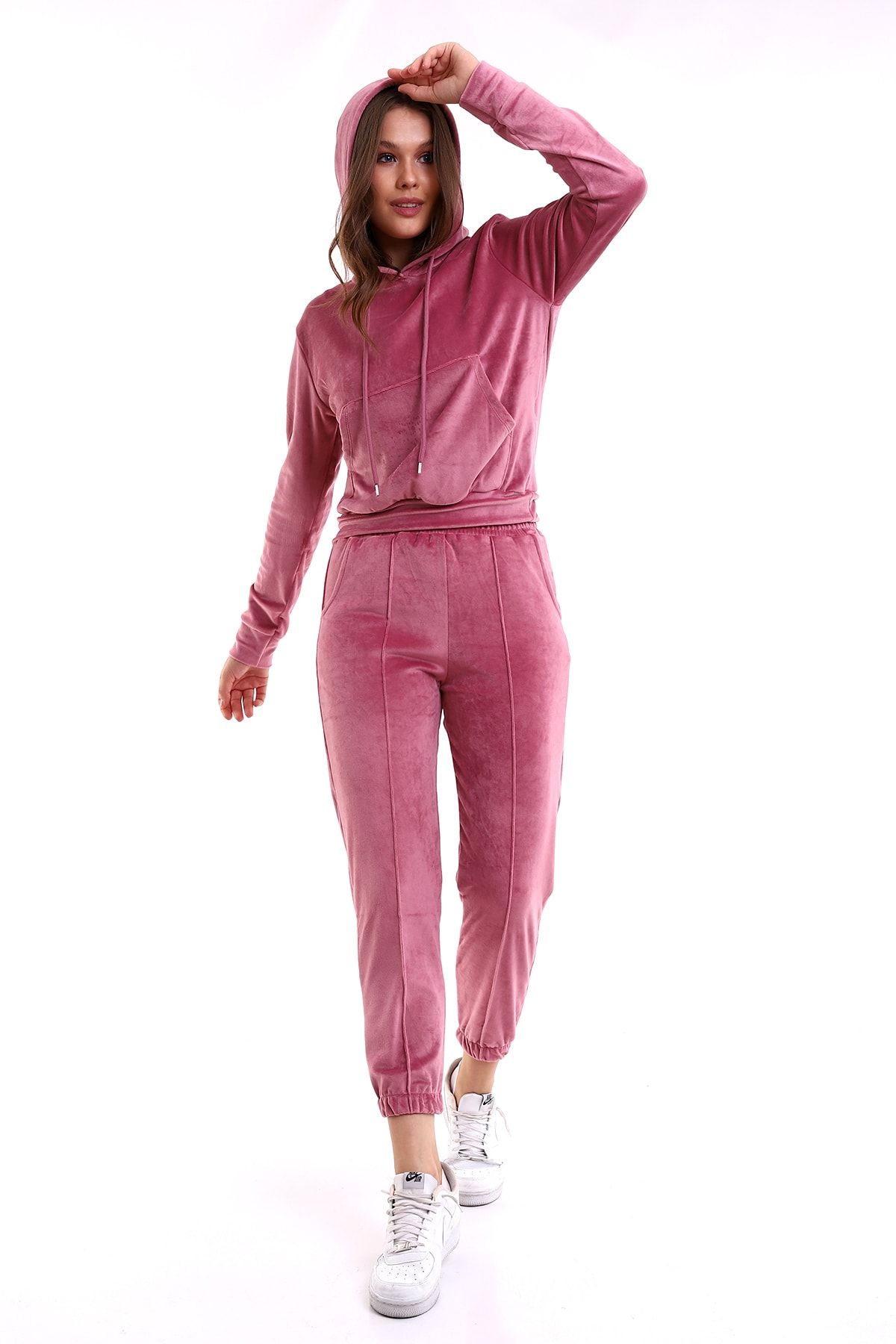 Pink top velvet sweatsuit
