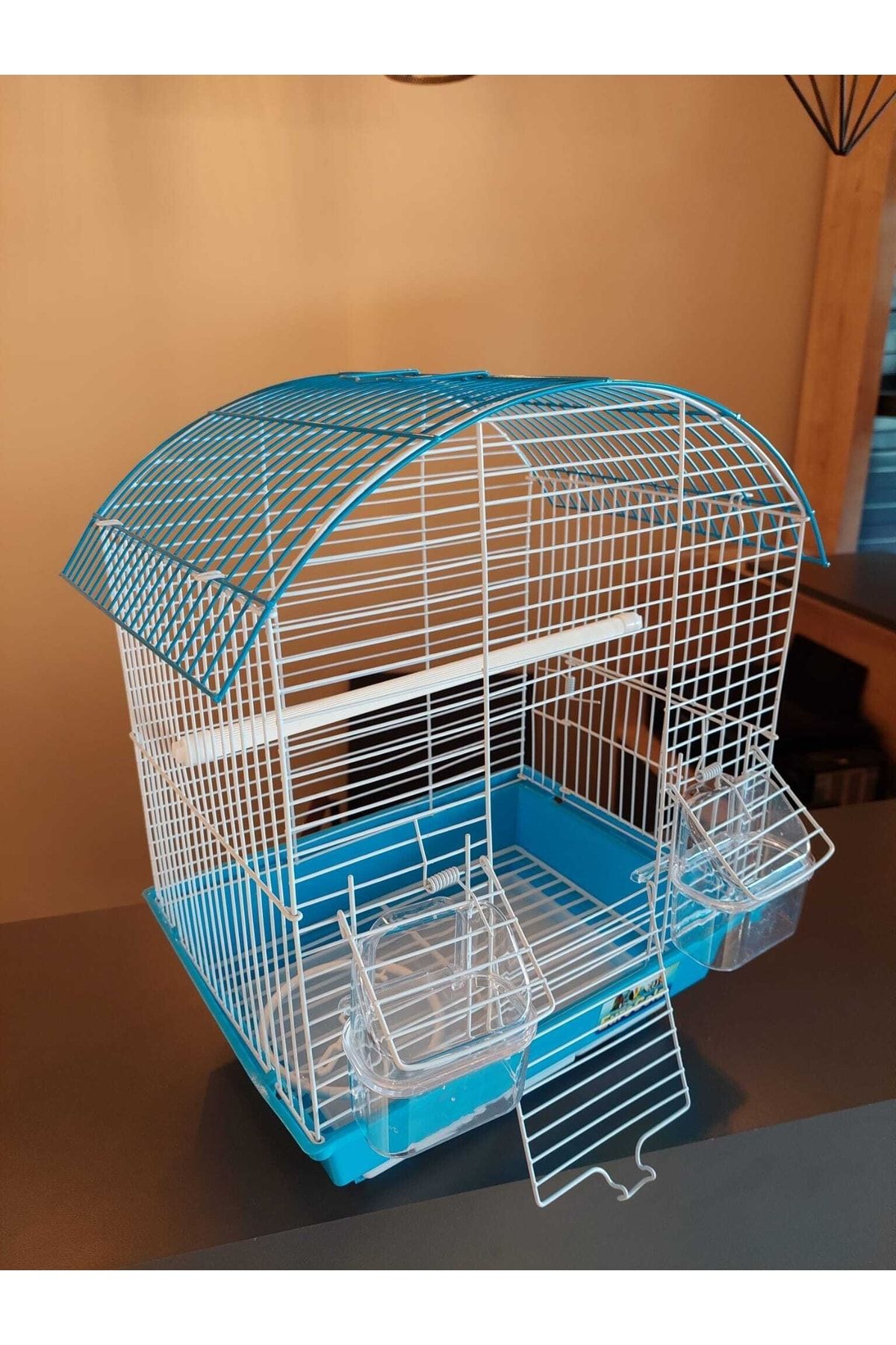 Pet city bird cages top