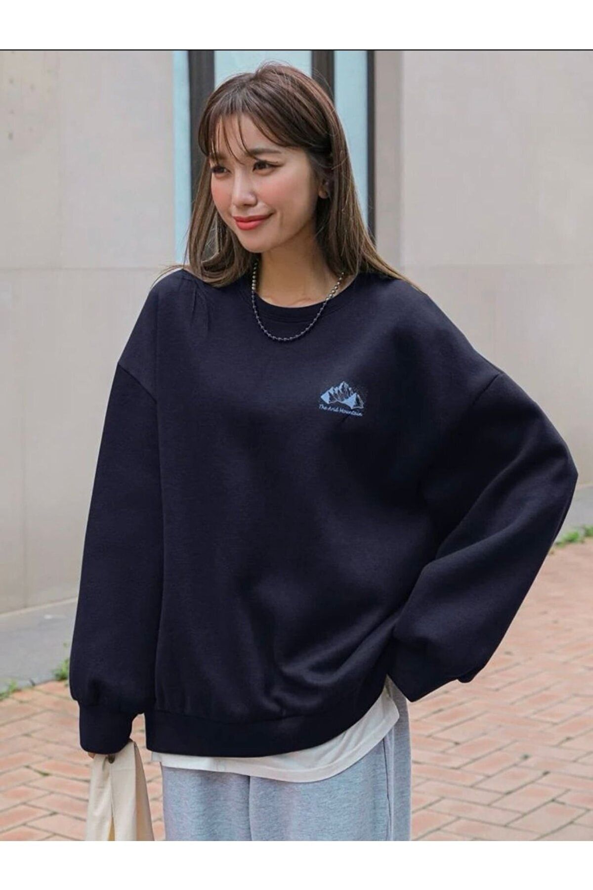 GLOWES Moonbull Arid Mountain Baskılı Lacivert Oversize Unısex Sweatshirt EB11621