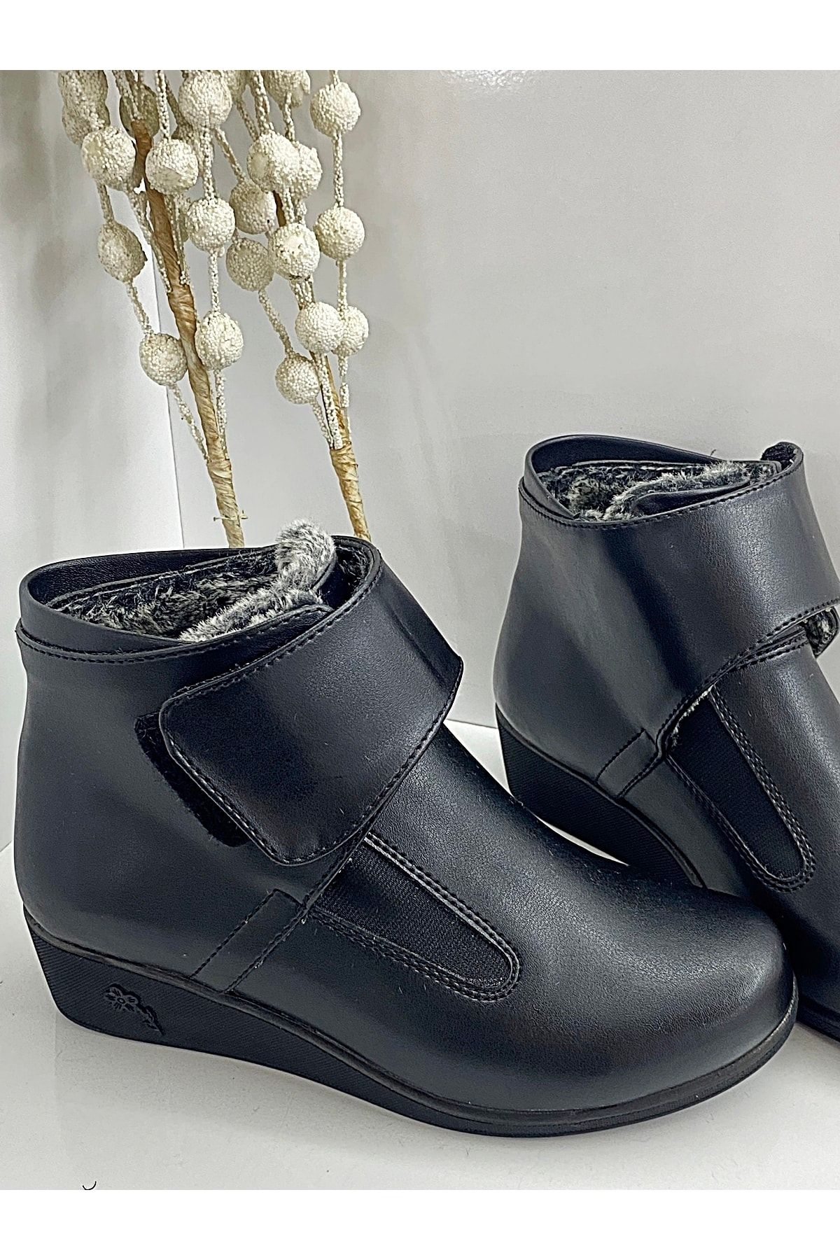 Womens velcro clearance boots