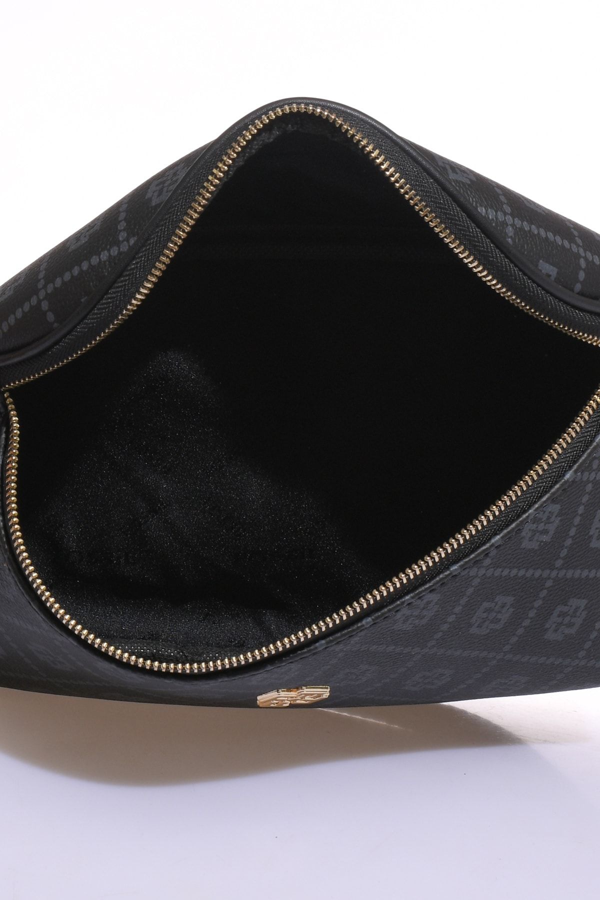 Fossil-Czarna damska torebka-nerka 05FS22K400 -MO4F 5