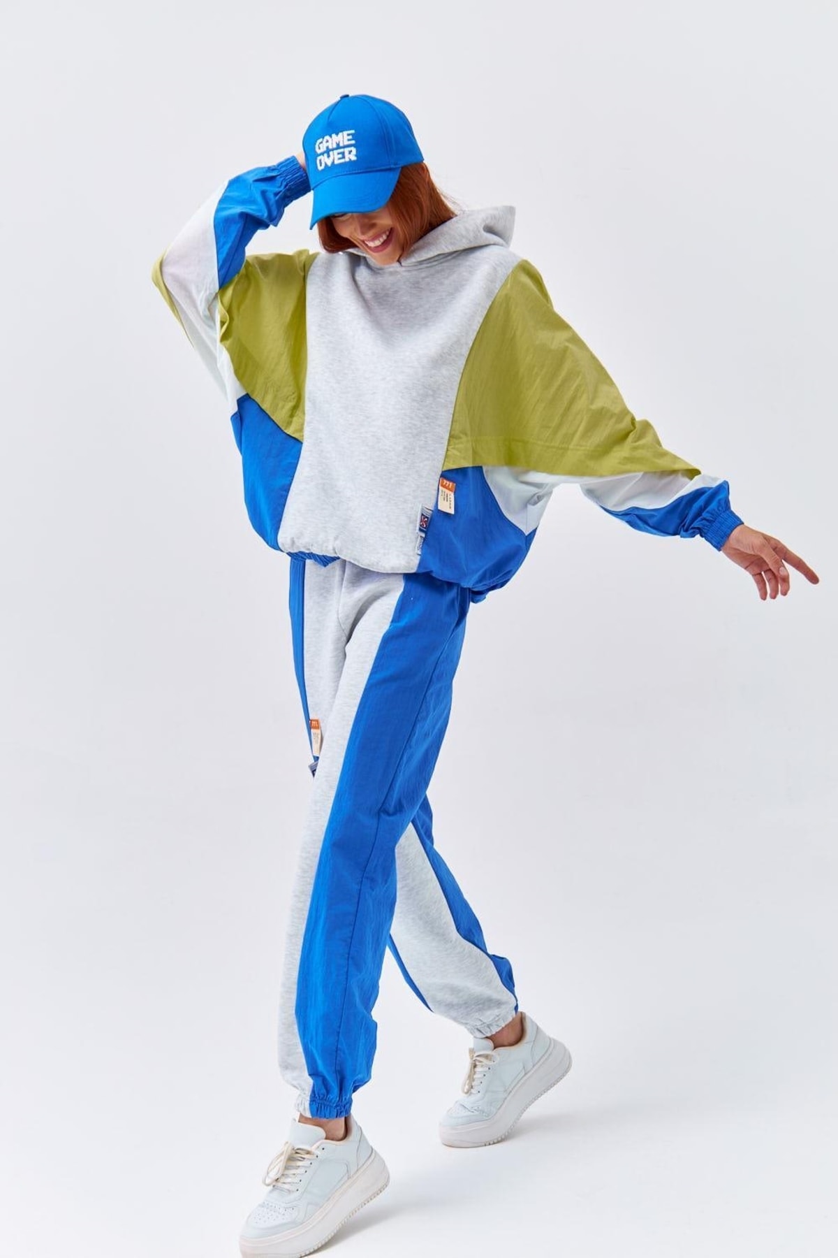 Tuba Butik Kapüşonlu Paraşüt Kumaş Saks Mavi Kadın Eşofman Takım