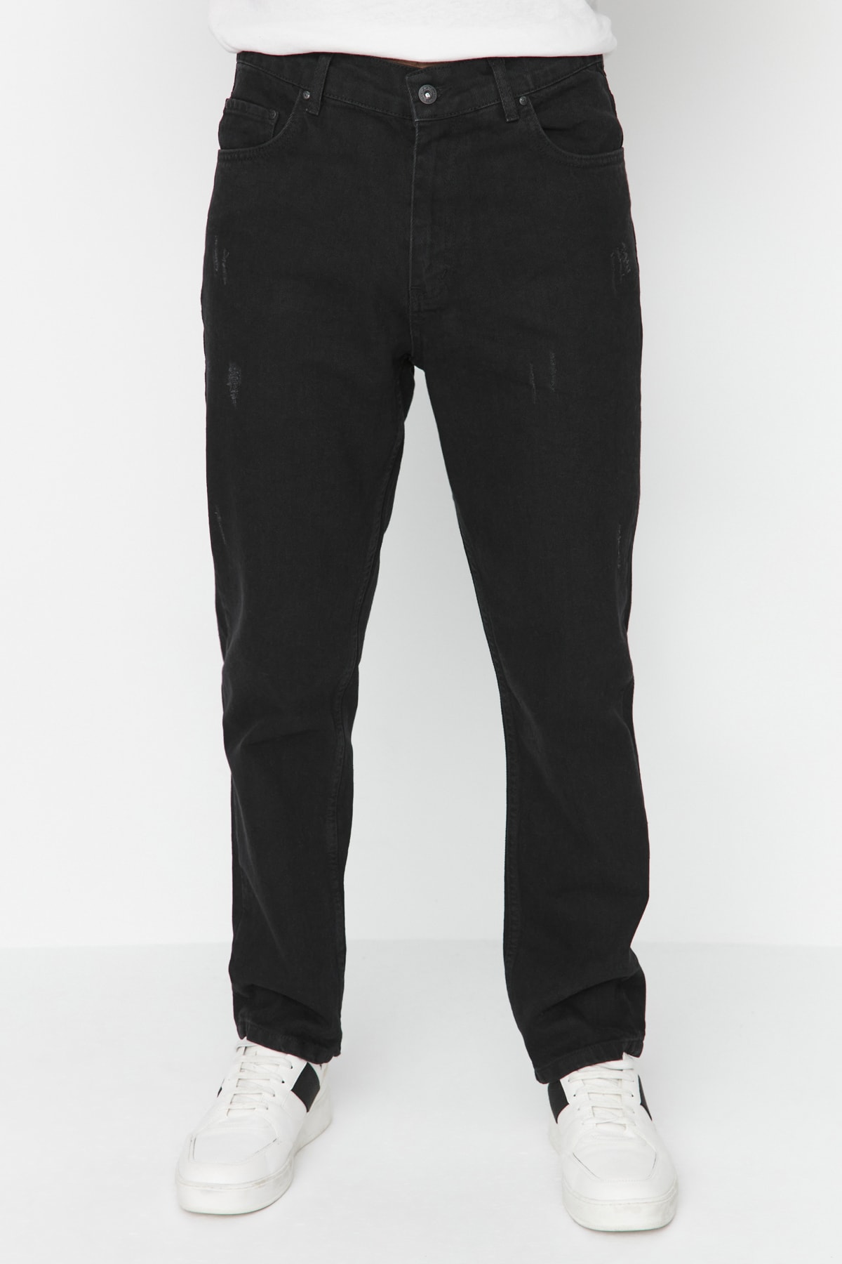 TRENDYOL MAN Siyah Erkek Relax Fit Tırmık Destroylu Jeans Kot Pantolon