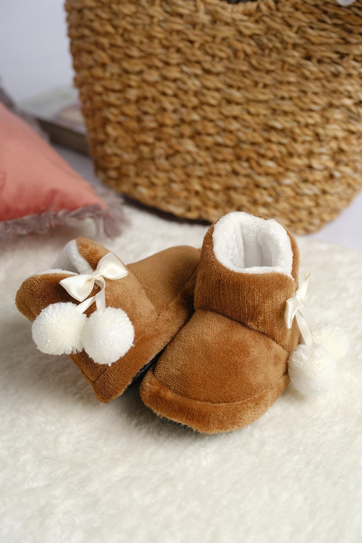 Oksit Miya Pom Pom Non Slip Sole Nursery Shoes Kids Slippers