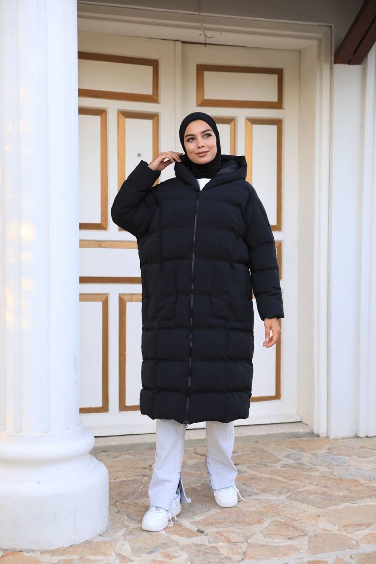complete the look image
