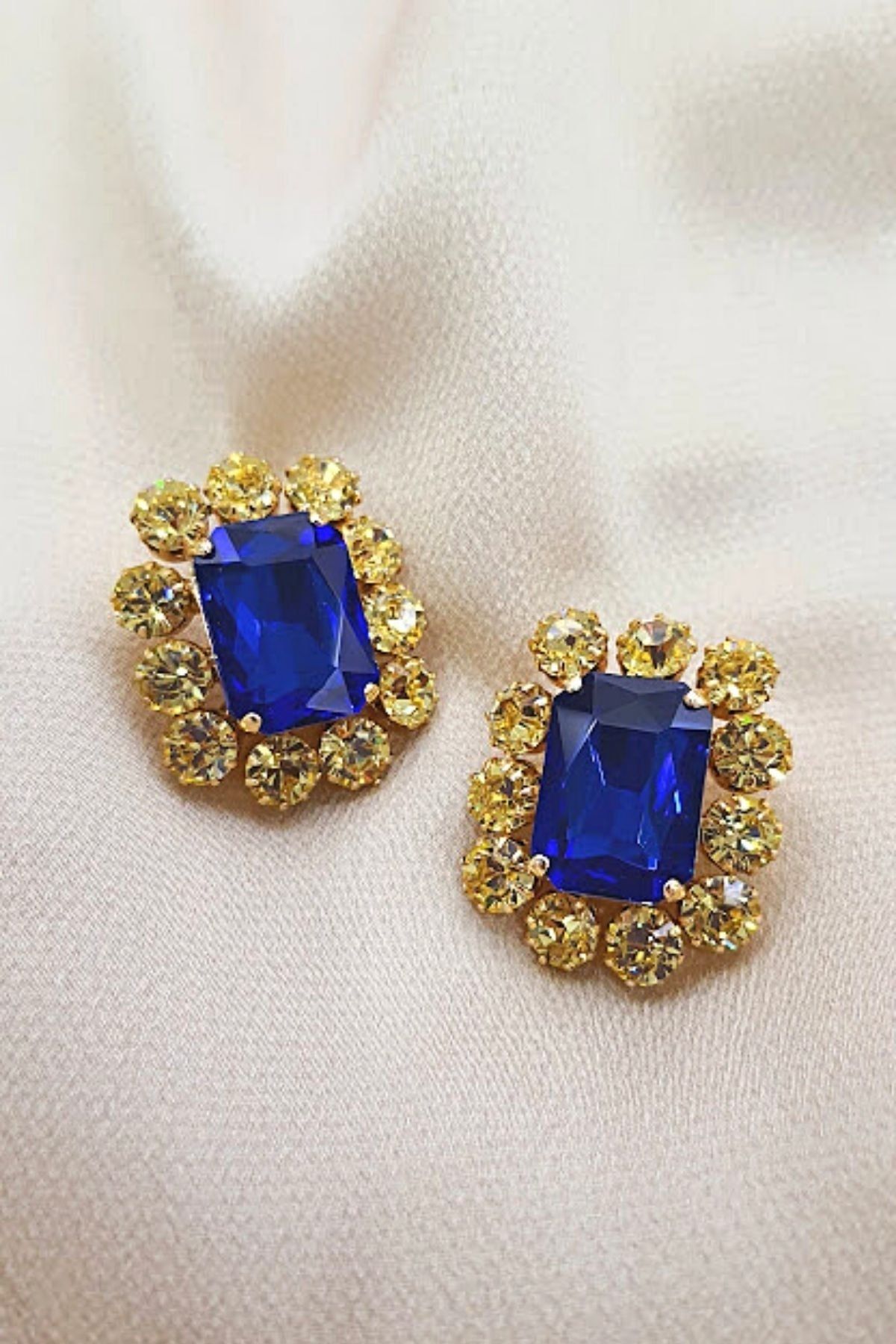 Square sapphire earrings discount