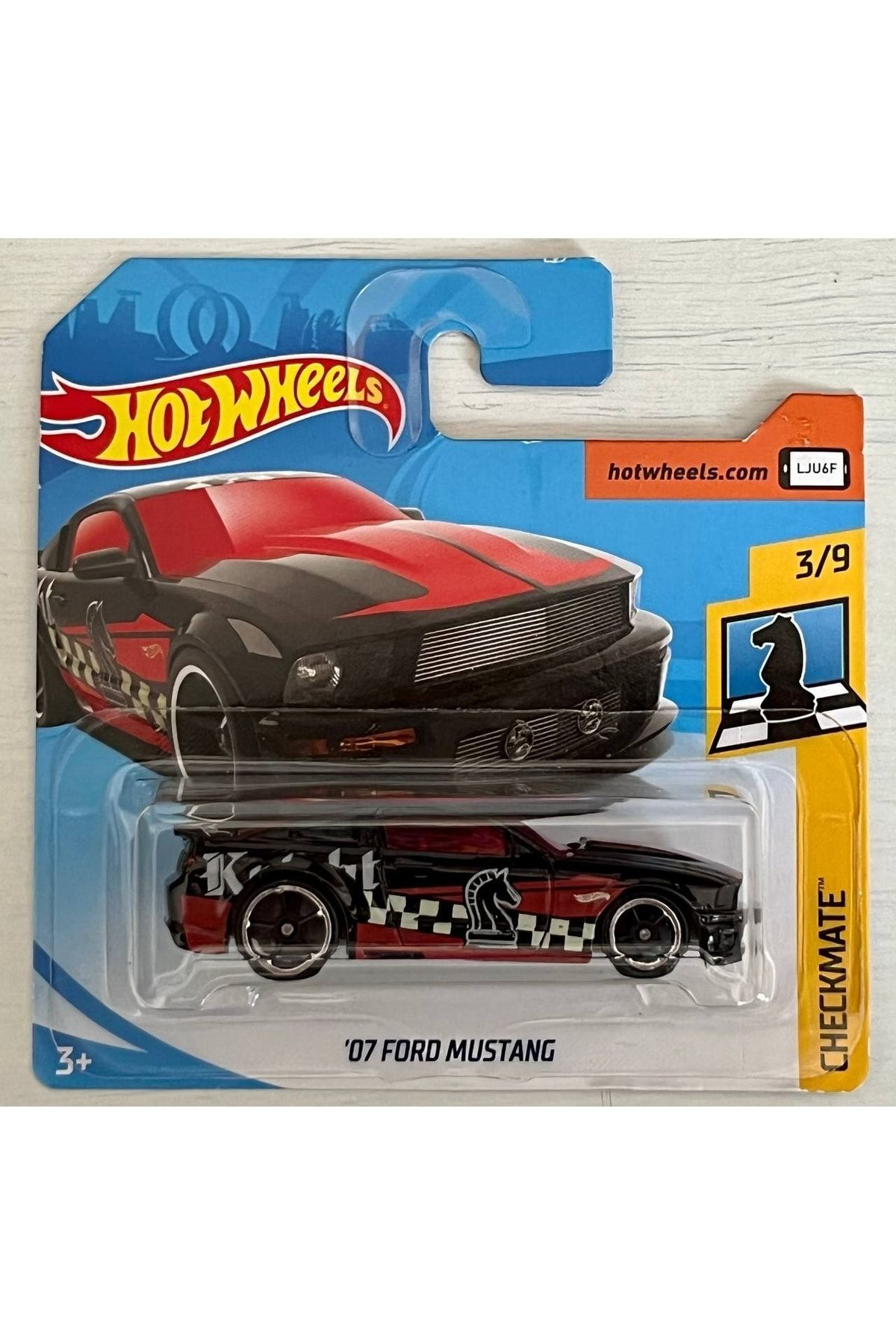Hot wheels 07 ford 2025 mustang
