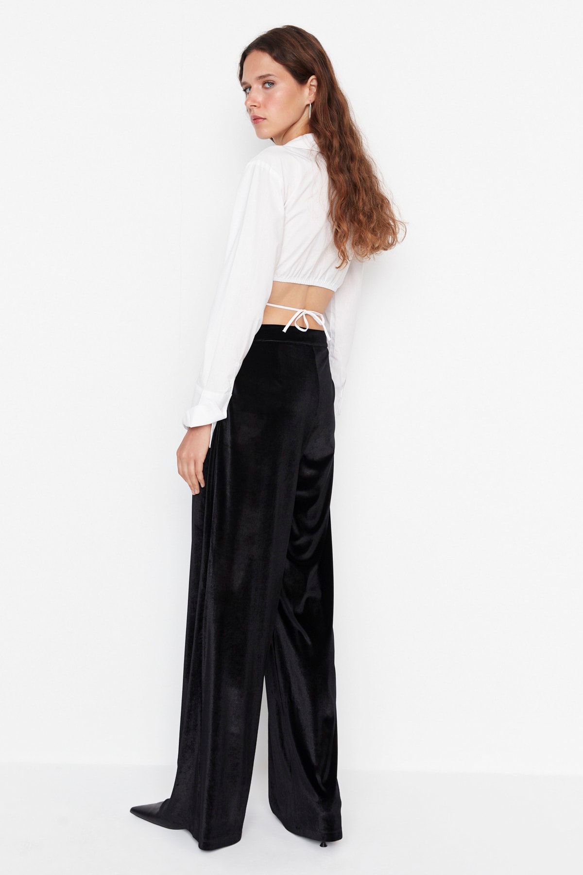 Trendyol Collection-Schwarze Samthose in limitierter Auflage TPRAW23PL00017 5