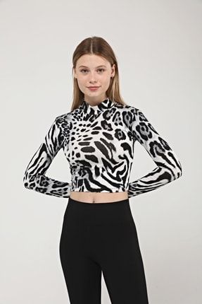 Siyah Beyaz Leopar Dik Yaka Uzun Kollu Crop Bluz LE2022