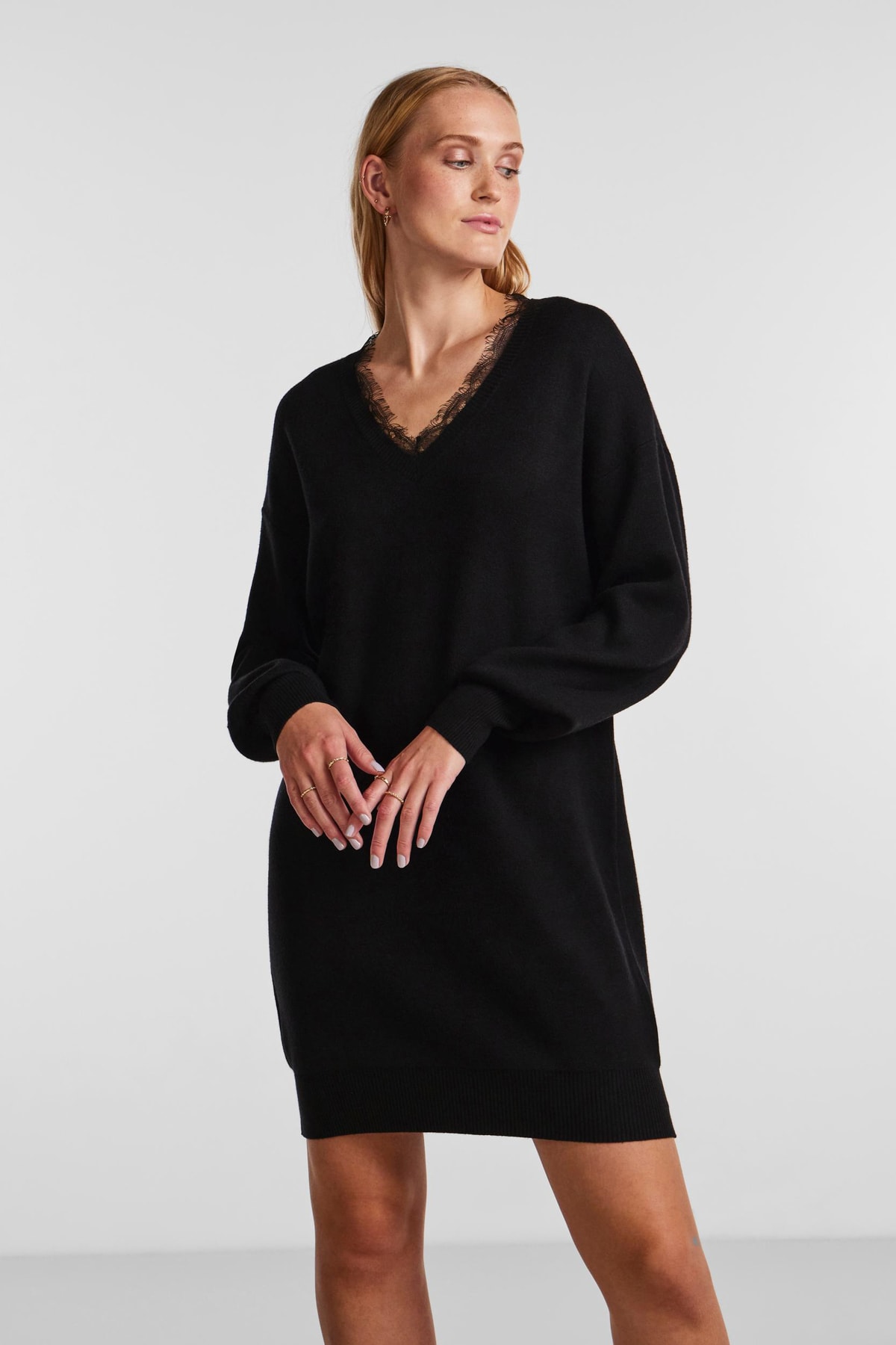 Y.A.S. Kleid Schwarz Basic Fast ausverkauft