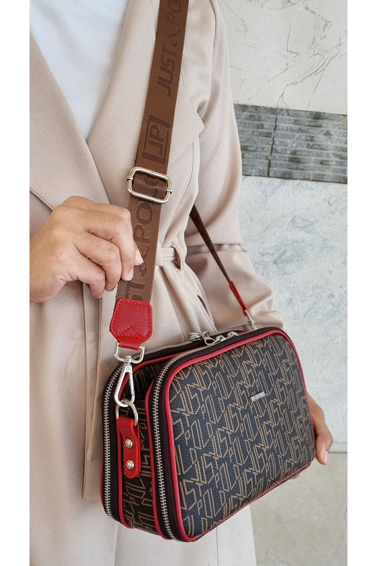 Just Polo Women s Brown Red 5 Compartment Monogram Printed