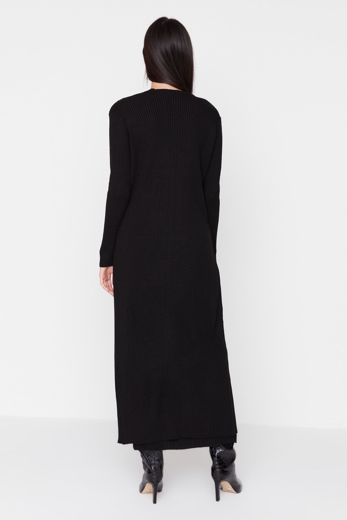 Trendyol Modest Siyah Fitilli Elbise-Hırka Triko Takım TCTAW23US00118 RN9650