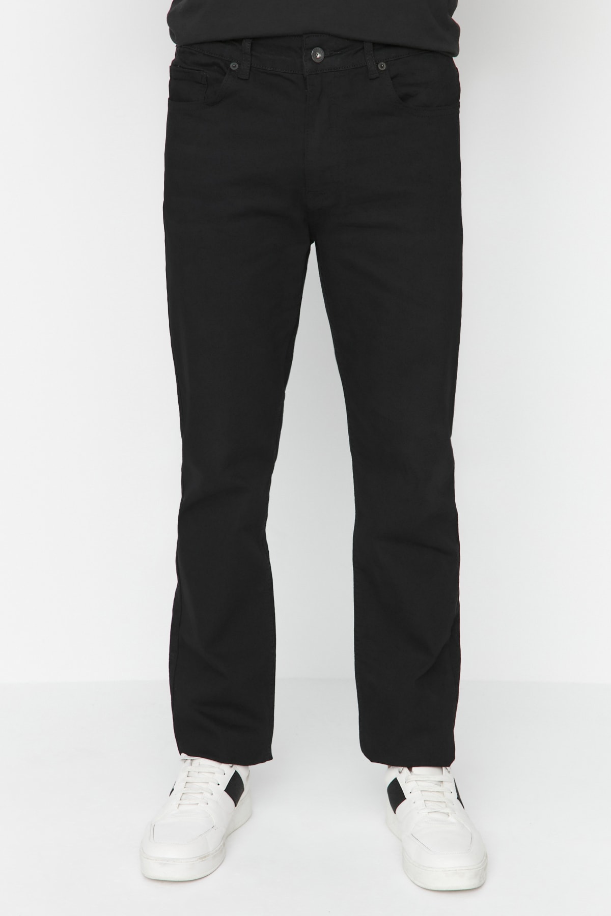 TRENDYOL MAN Siyah Erkek Rahat Kalıp Esnek Kumaş Jeans Kot Pantolon