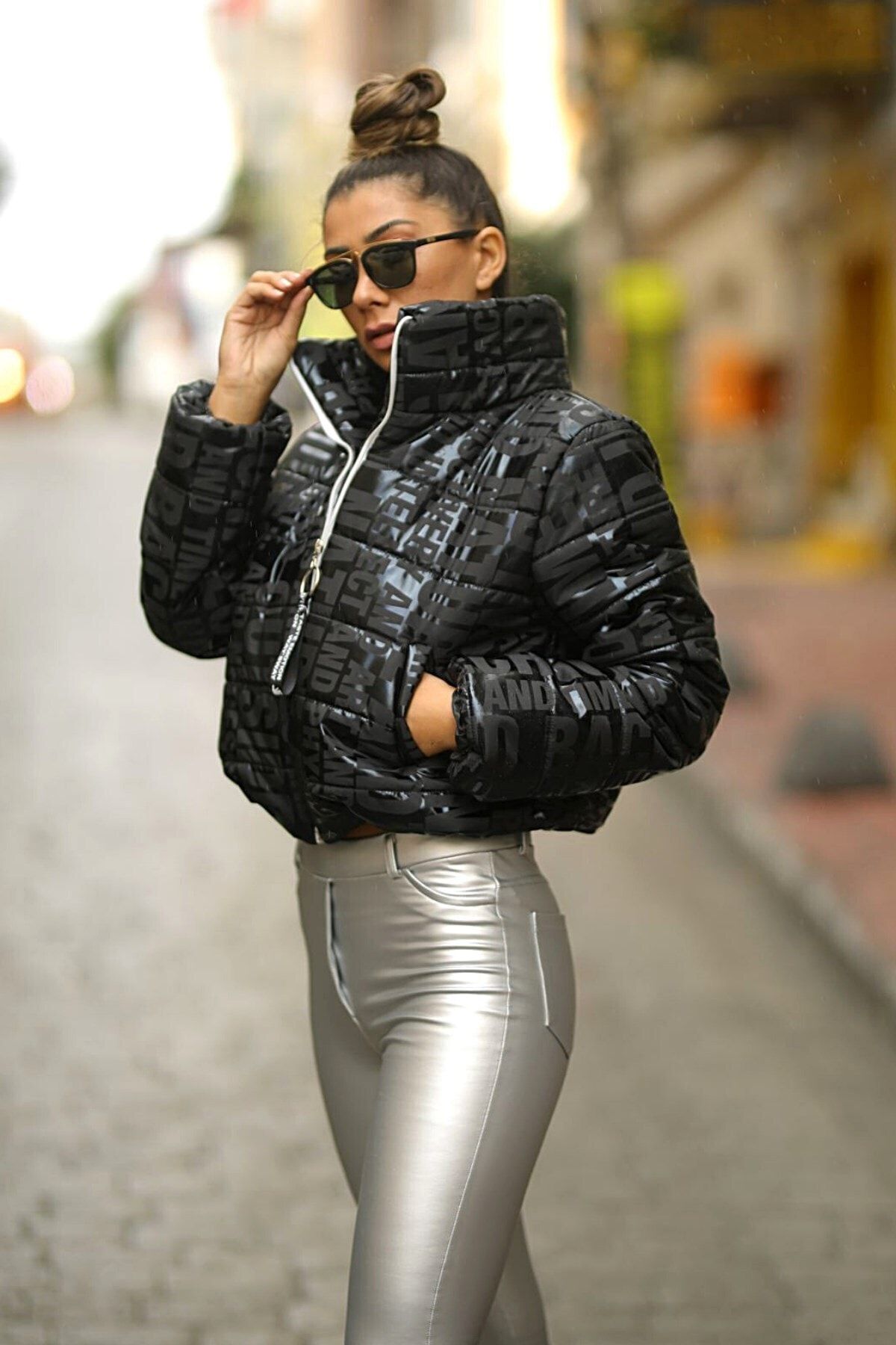 Keyifli Moda Women s Shiny Black Written Inflatable Stand Collar