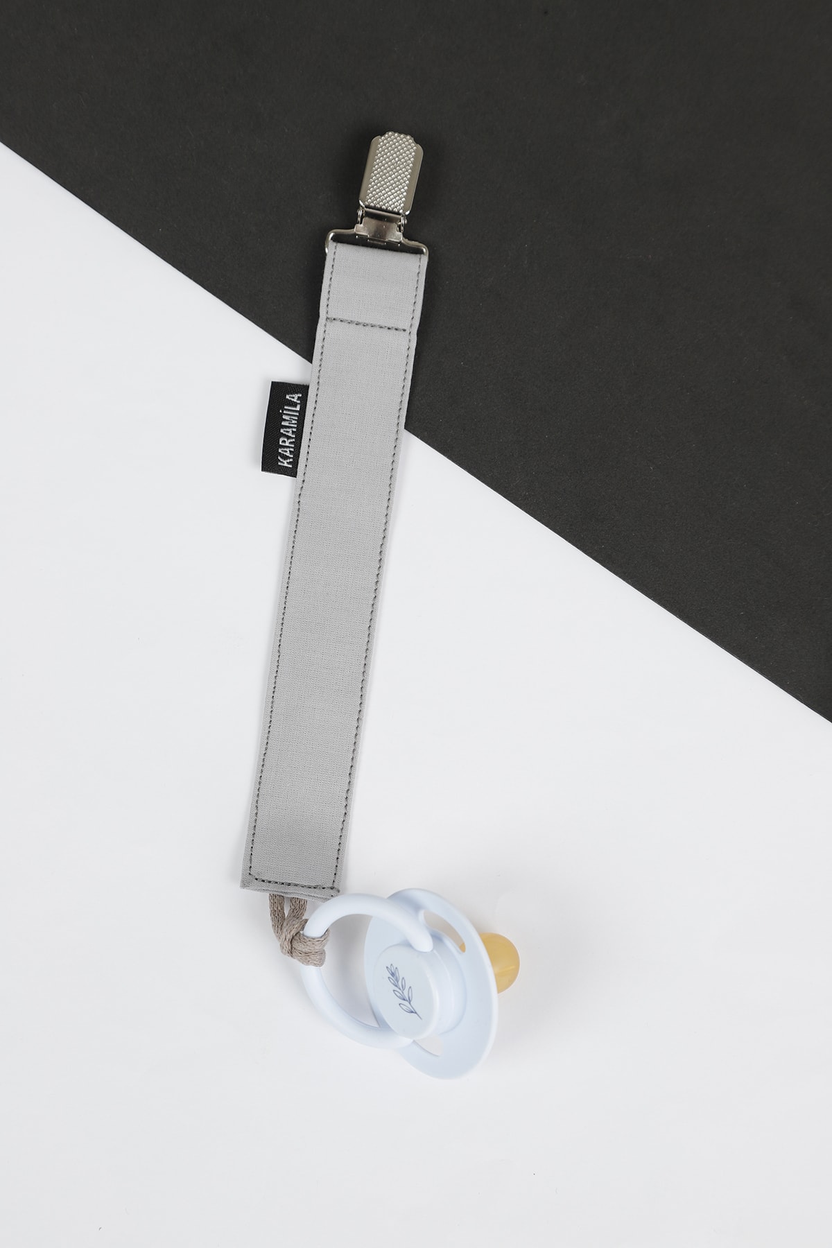 KARAMİLA 3’lü Set Emzik Askısı -emzik Zinciri - Emzik Tutacağı fotoğrafı 4 (önizleme)