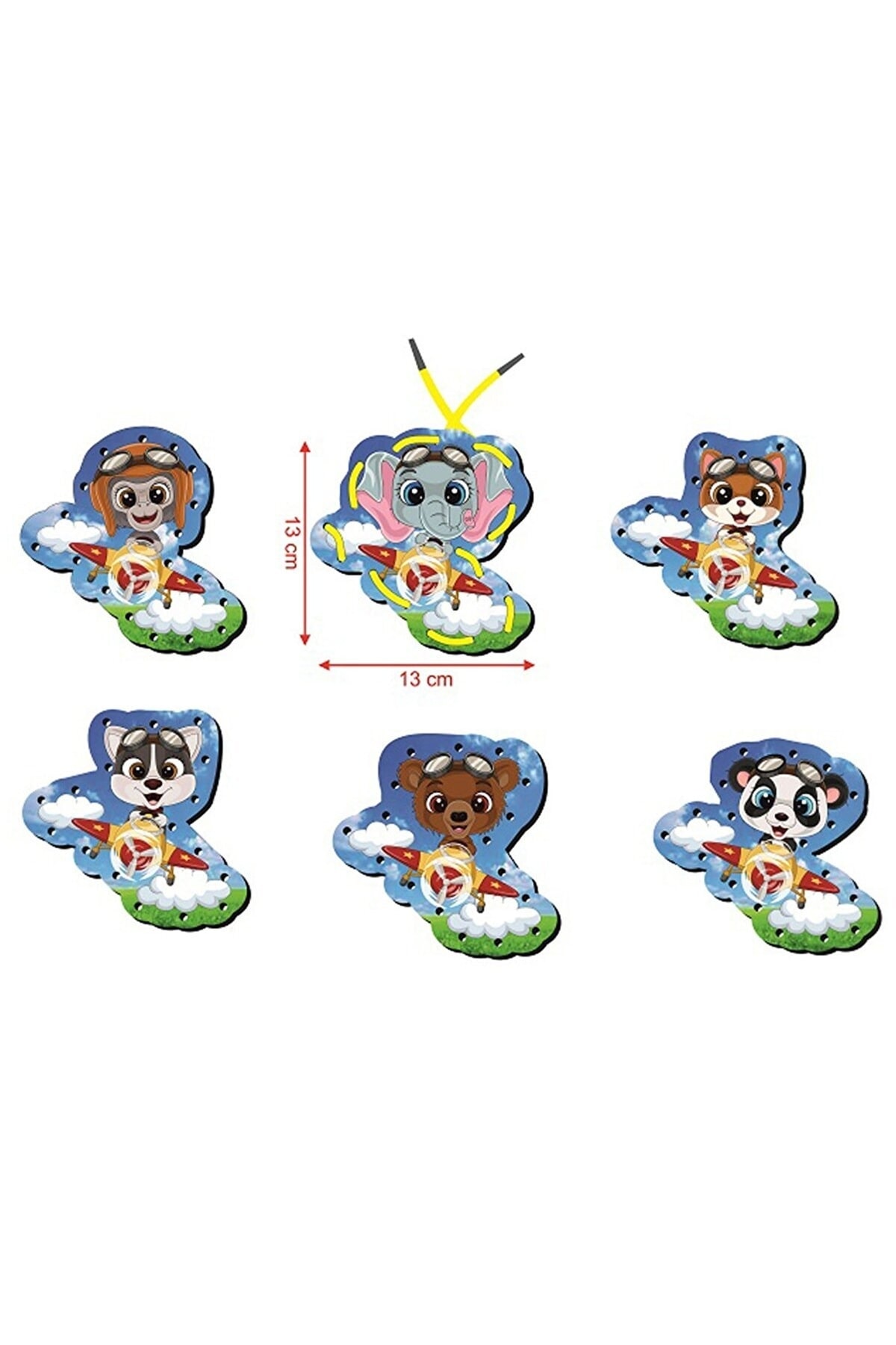 مجموعهٔ رنگارنگ چوبی برای عبور نخ از سوراخ‌ها، مناسب پیش‌دبستانی و تقویت مهارت‌های حرکتی ظریف