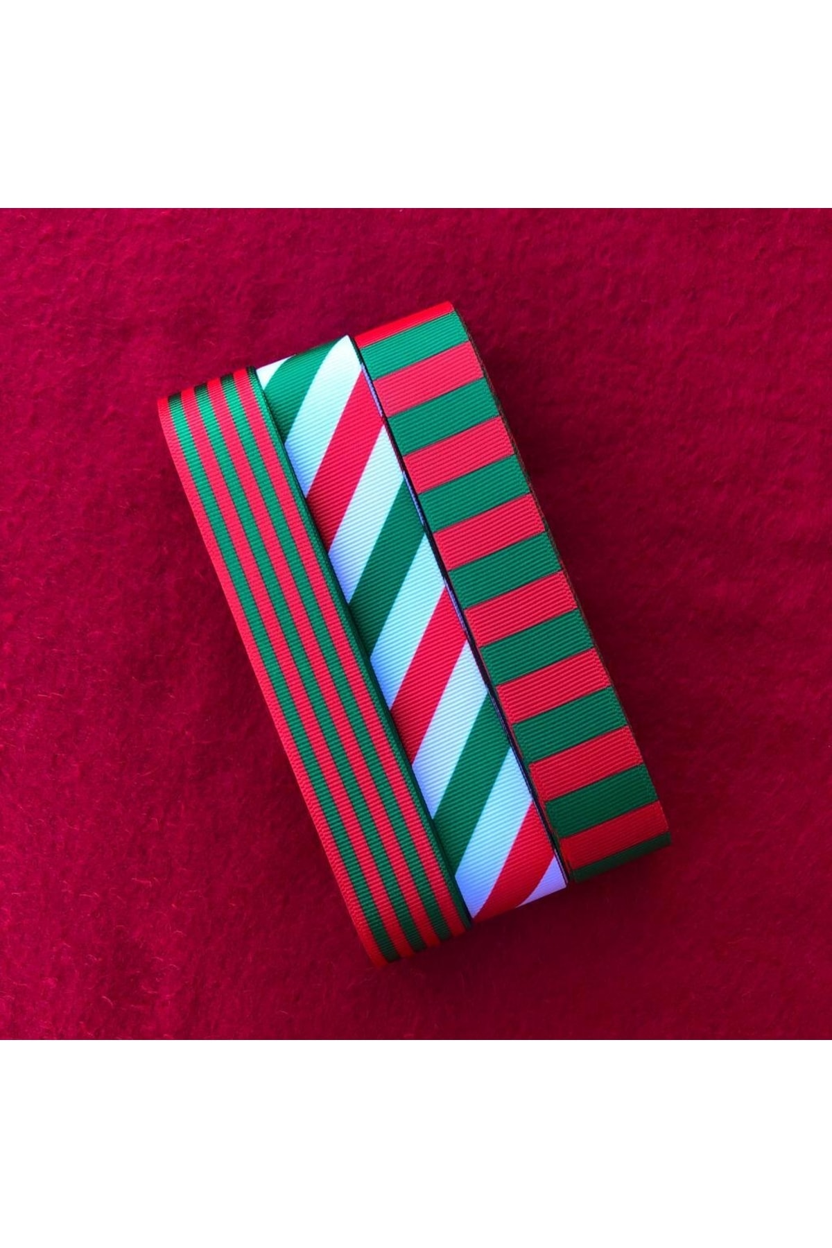 Yumuşakkeçe Yılbaşı Kurdele Seti