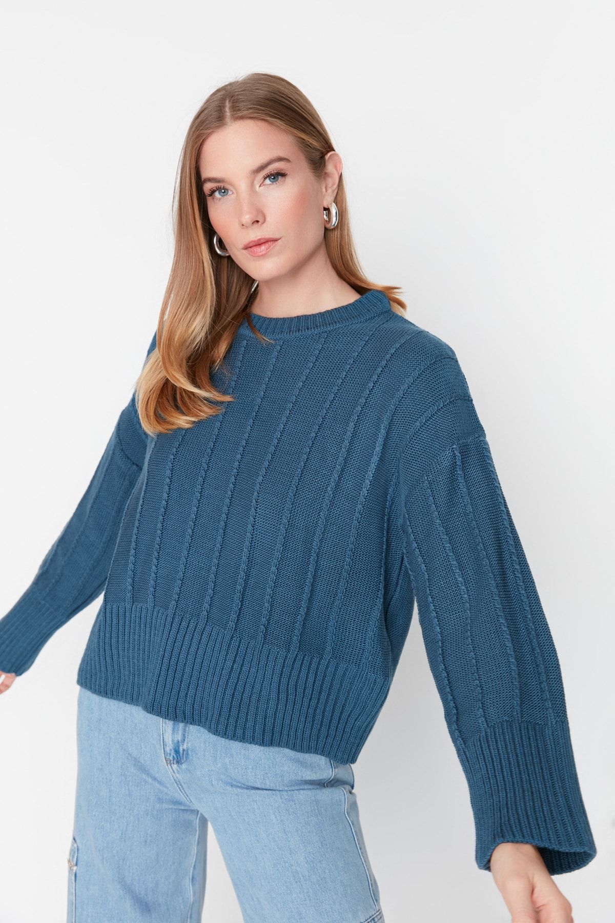 Trendyol Collection Pullover Blau Oversized