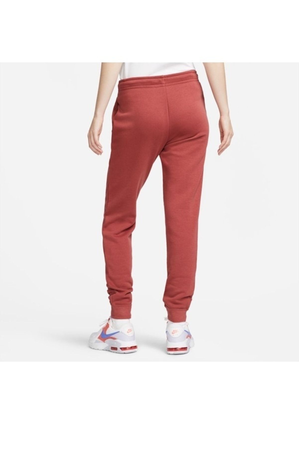 Nike essential joggers on sale
