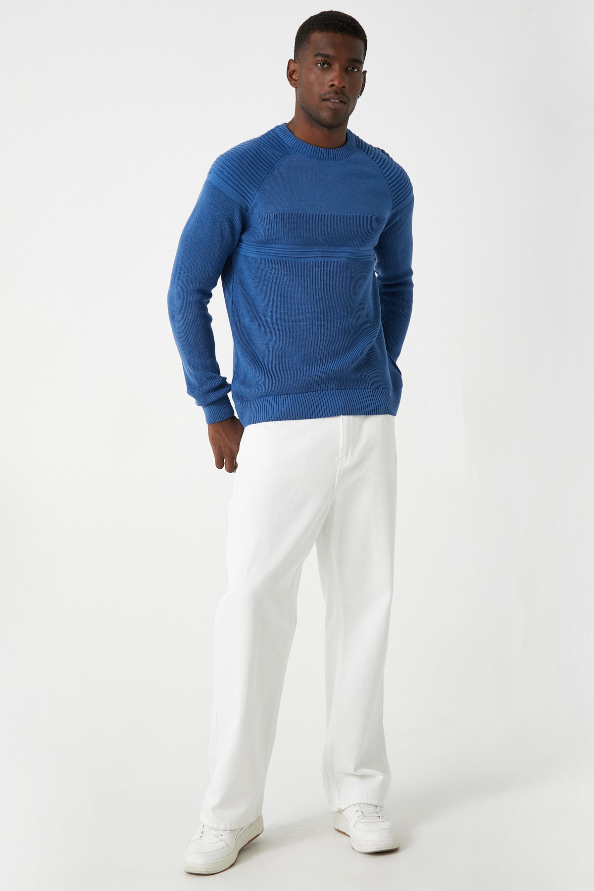 Koton Pullover Blau Relaxed Fit