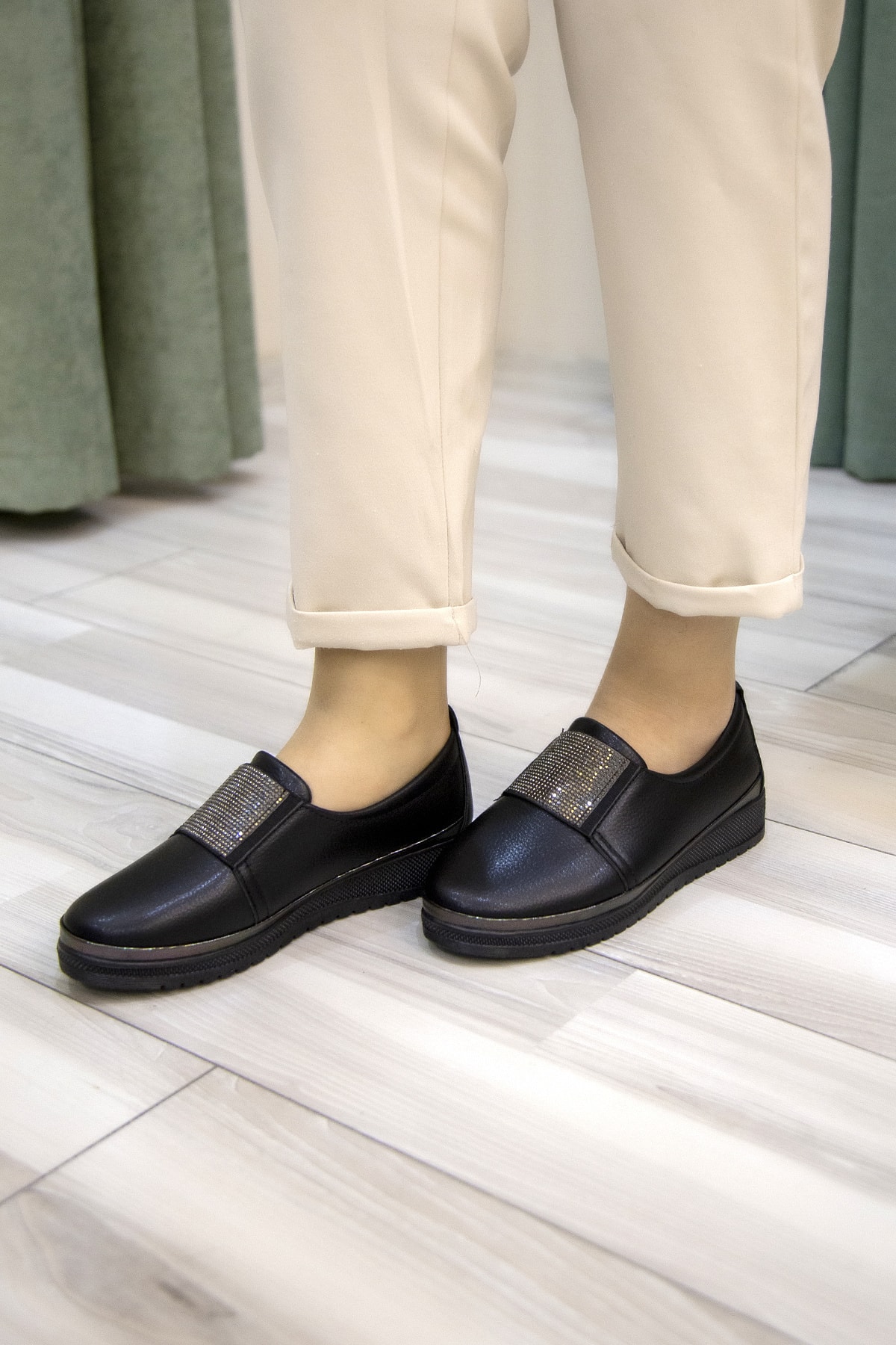 Ewen Tomm  Günlük Ortopedik Taşlı Ayakkabı - Görsel 3