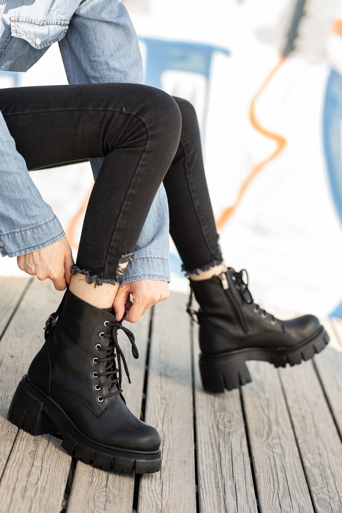 D VOLYA Amor Black Leather Thick Sole Side Zipper Front Lacing Daily Boots