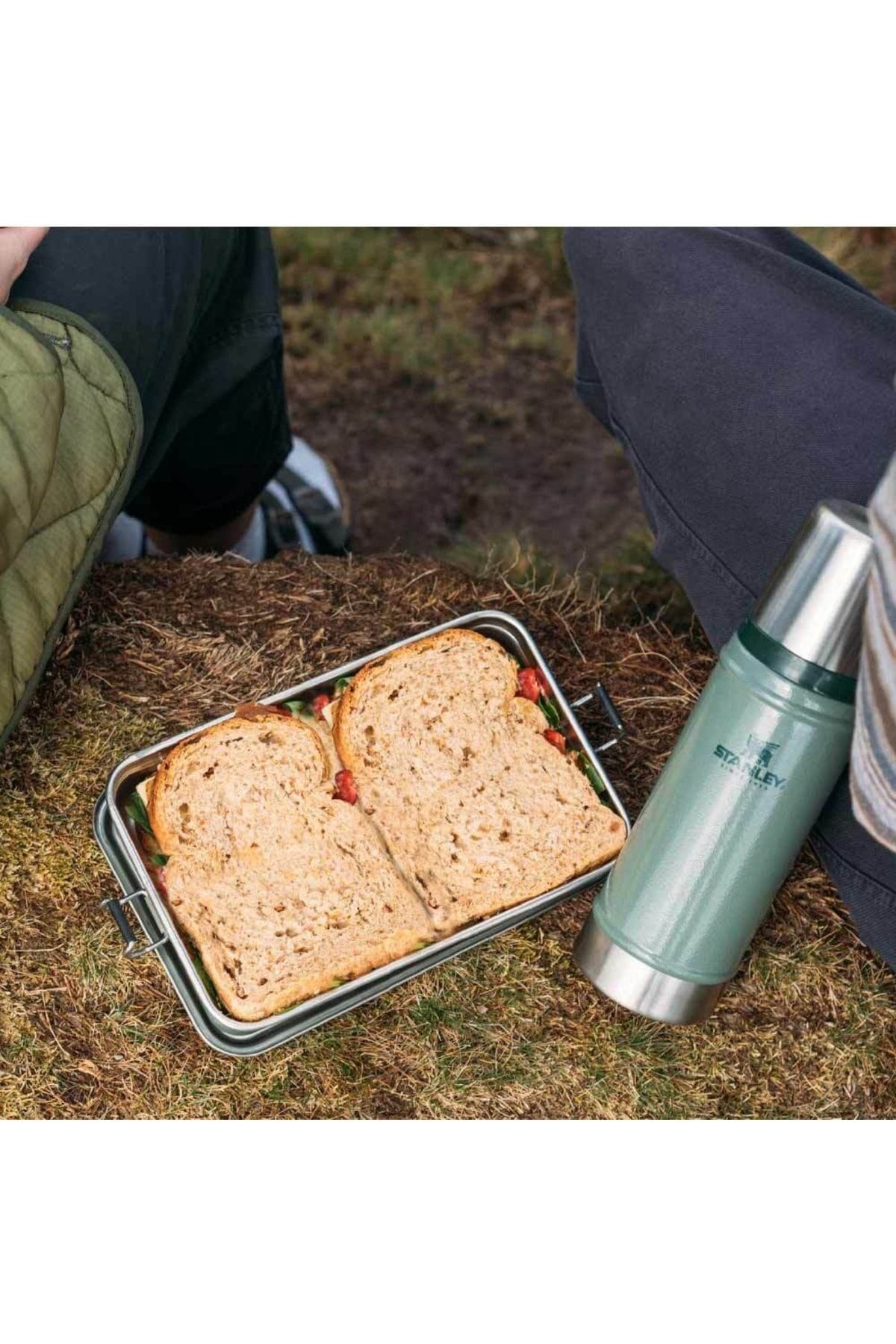 جعبه ذخیره سازی چند منظوره کلاسیک 1.2 لیتری استنلی Stanley