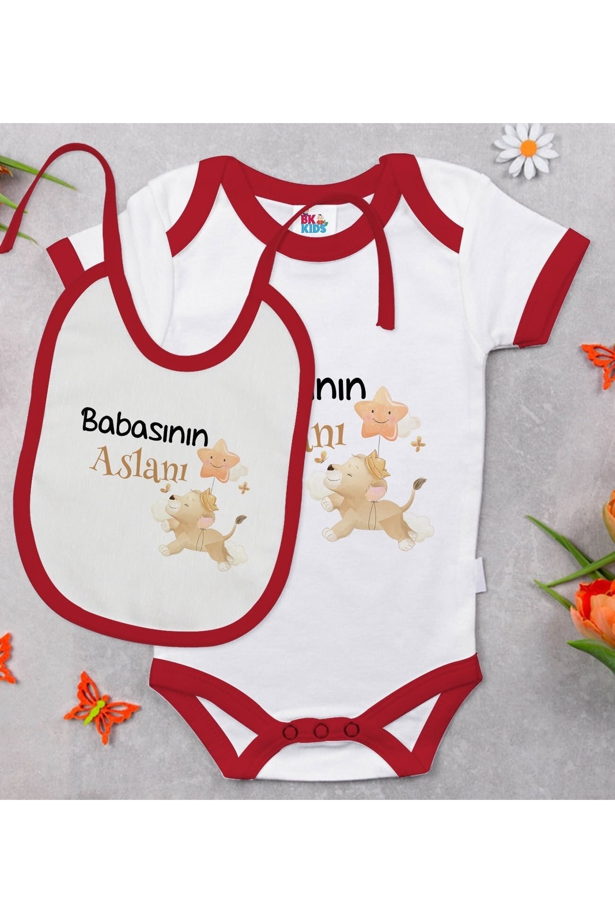  سرهمی و پیشبند نوزادی قرمز با طرح شیر بابا