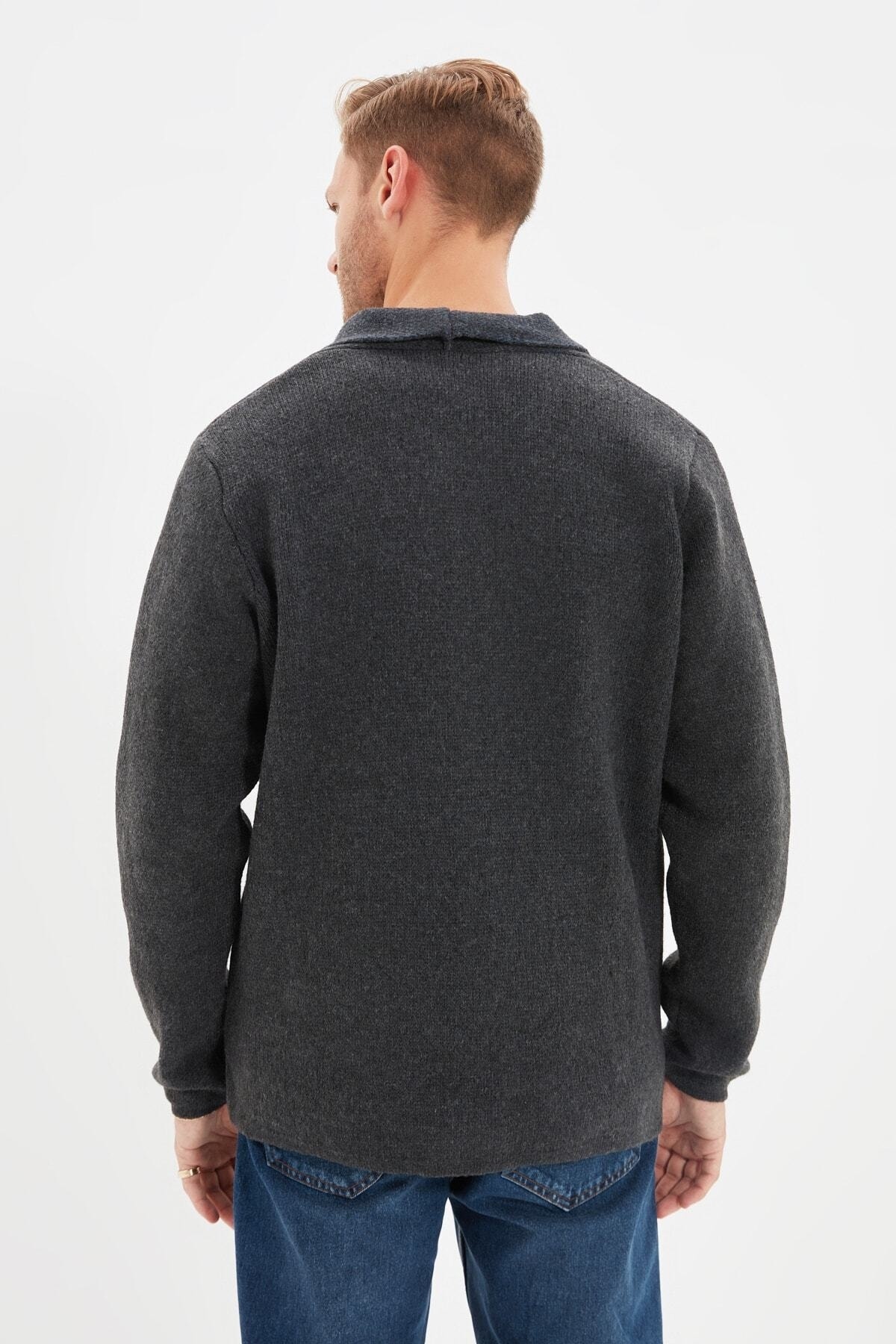Trendyolmilla  Antrasit Regular Fit Yünlü Yaka Triko Hırka TMNAW22HI0140 - Görsel 5